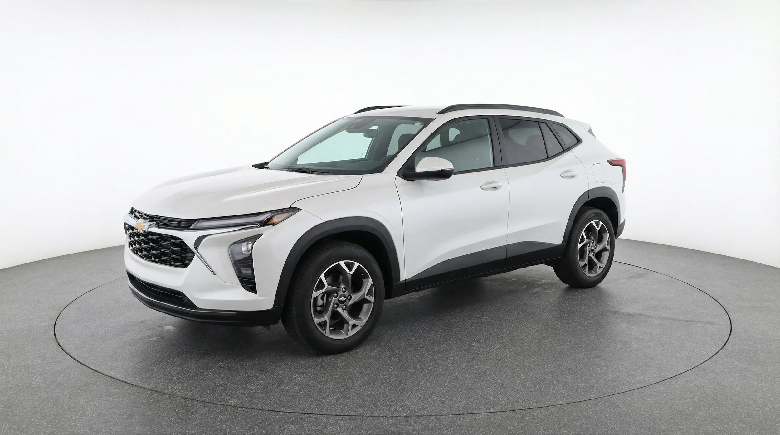 Thumbnail: 2025 Chevrolet Trax - 3