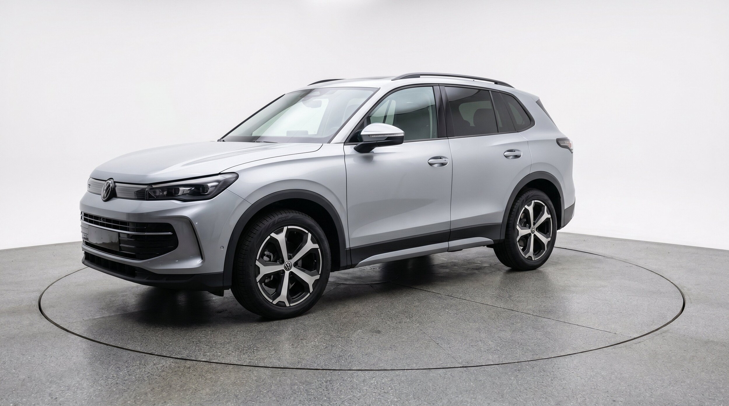 Thumbnail: 2026 Volkswagen Tiguan - 3
