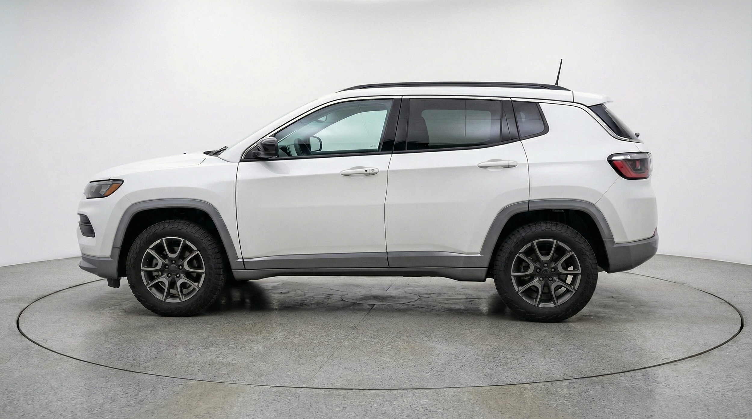 Thumbnail: 2025 Jeep Compass - 4
