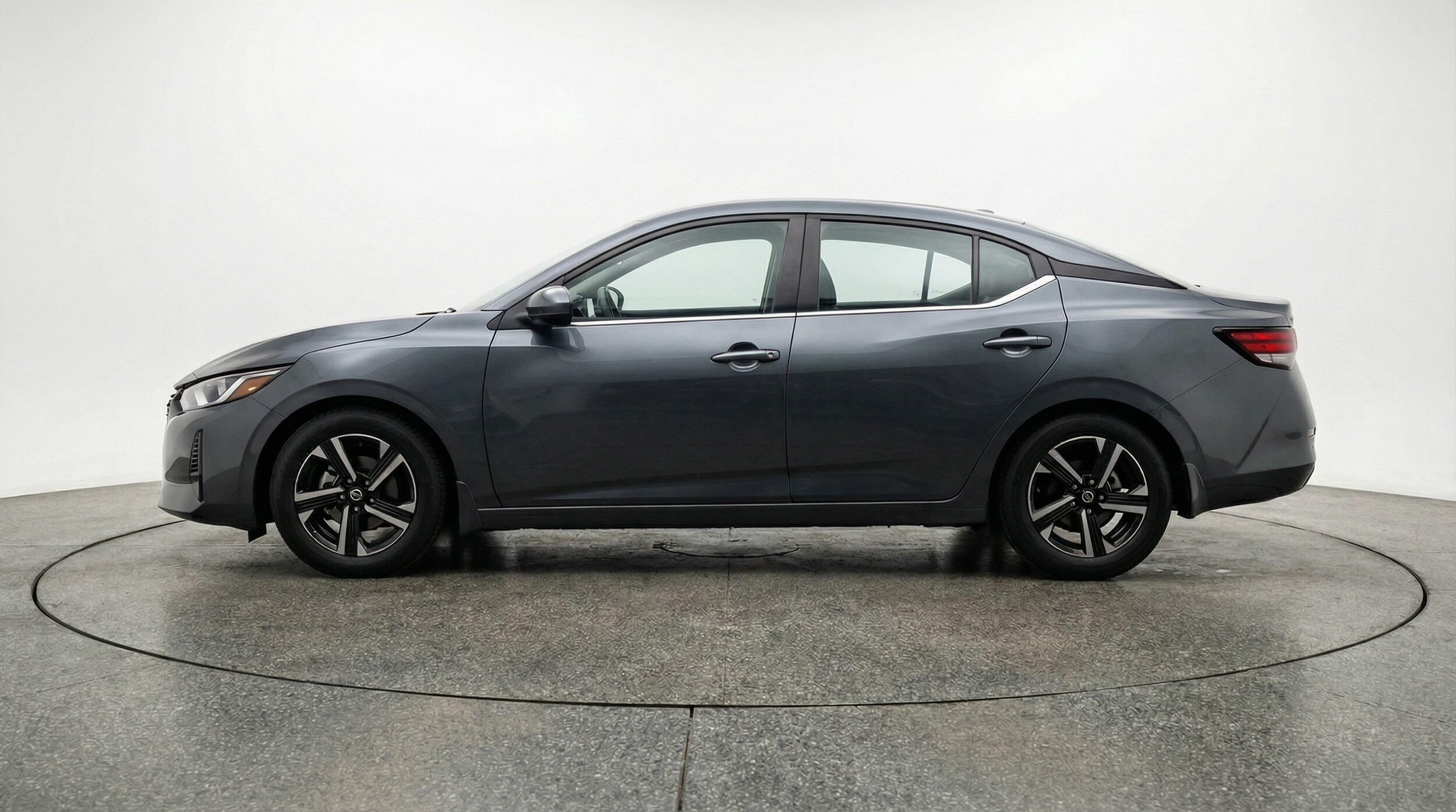 Thumbnail: 2025 Nissan Sentra - 4