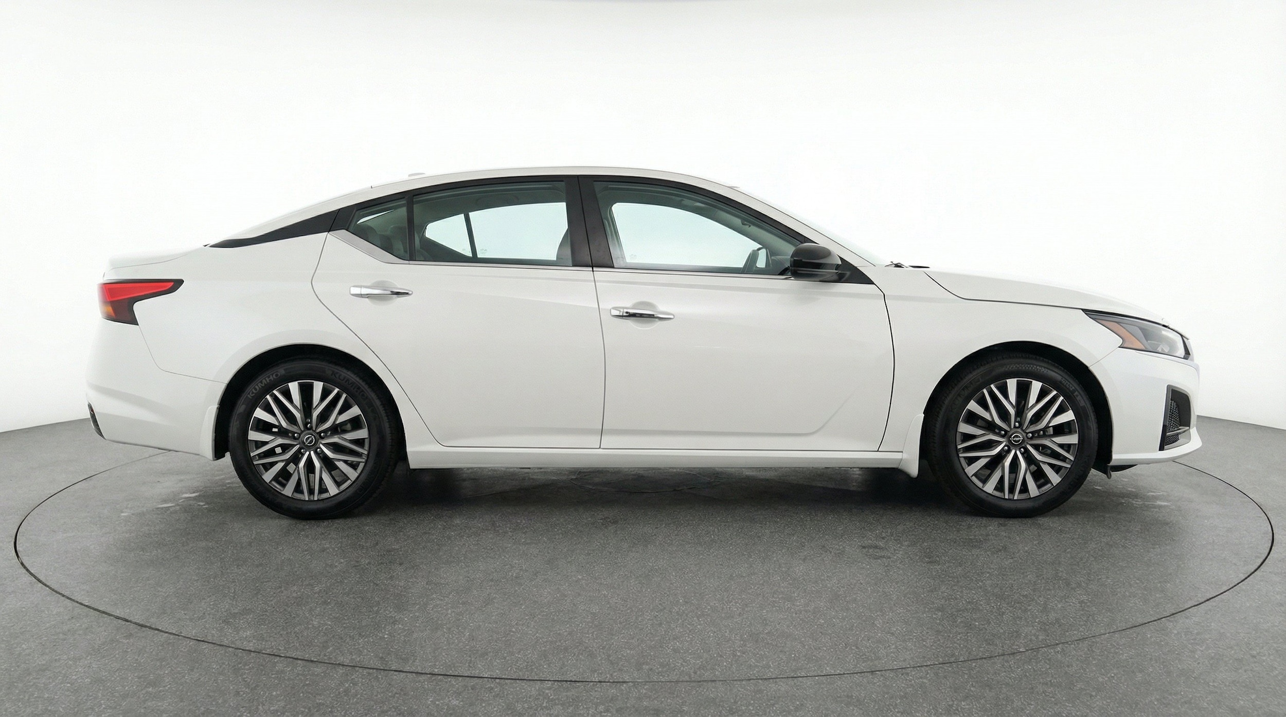Thumbnail: 2025 Nissan Altima - 11