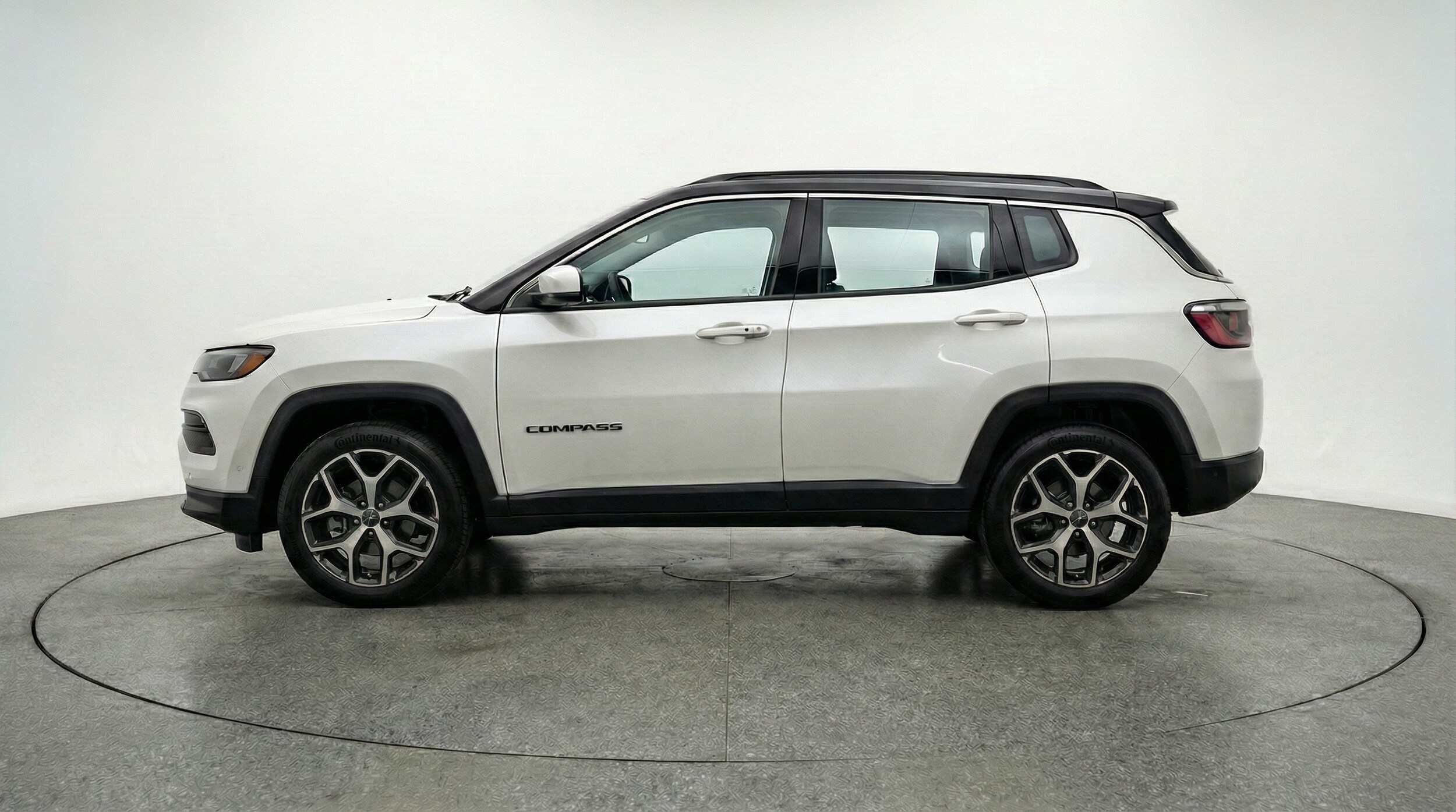 Thumbnail: 2025 Jeep Compass - 4