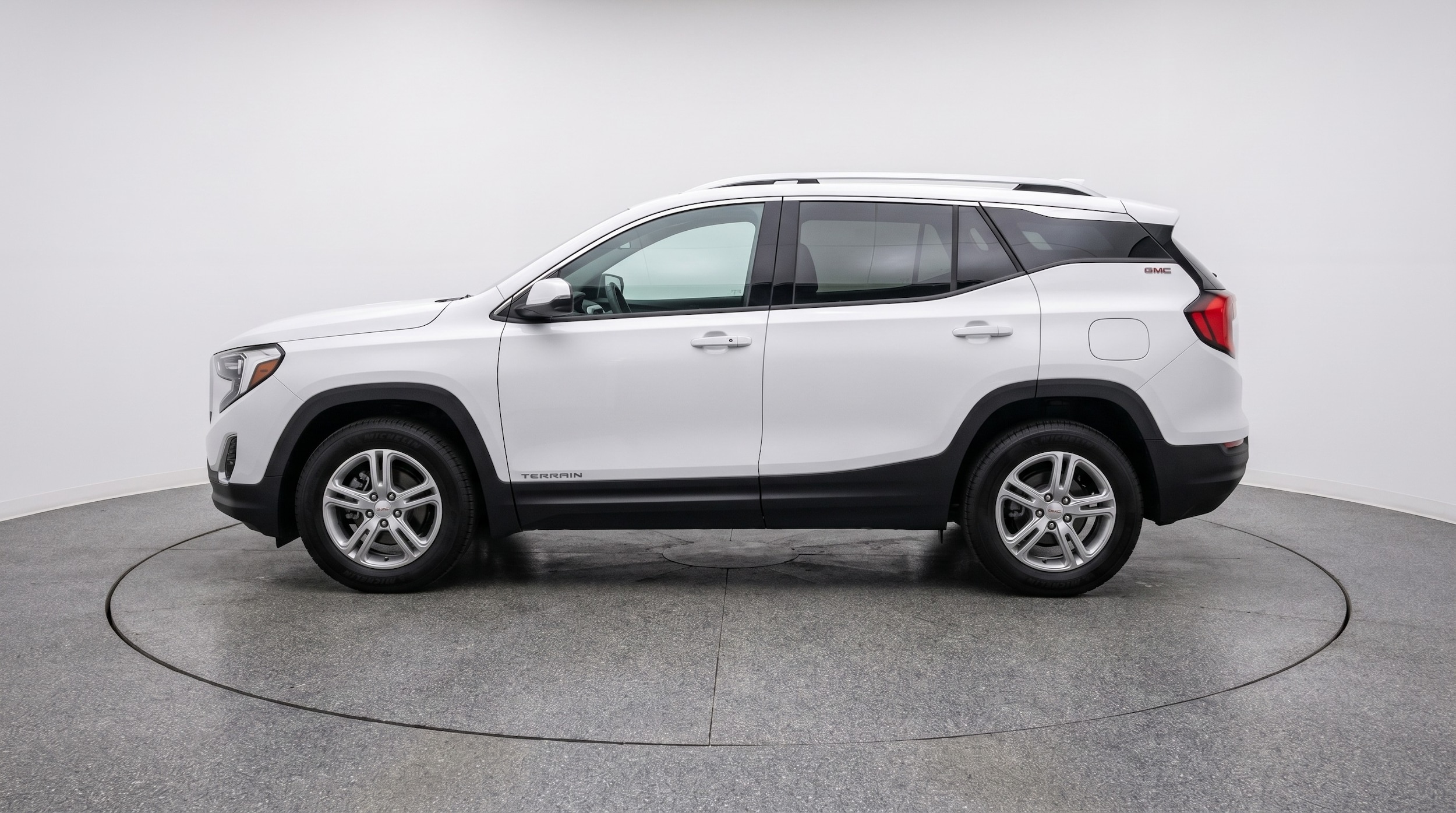 Thumbnail: 2024 GMC Terrain - 4