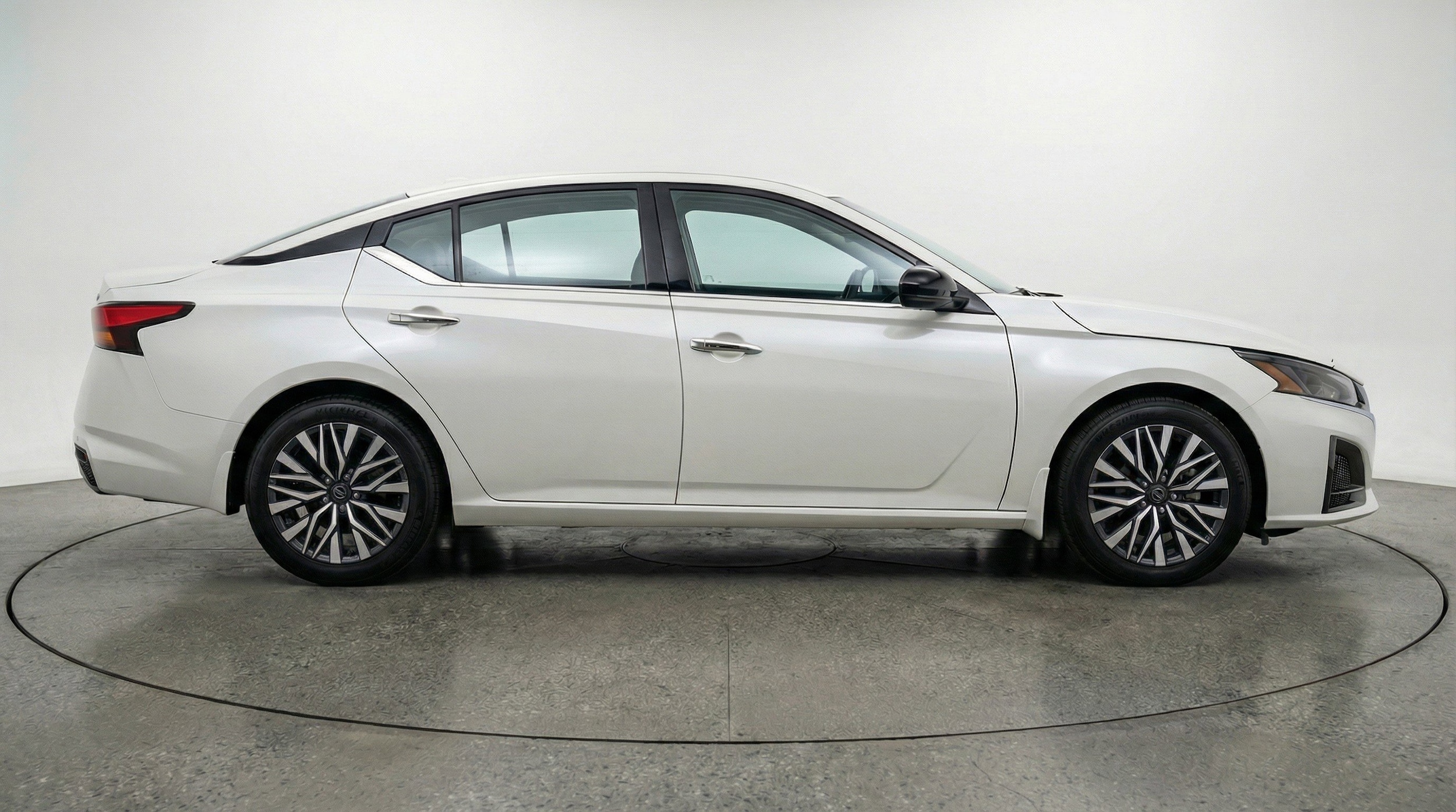 Thumbnail: 2025 Nissan Altima - 11