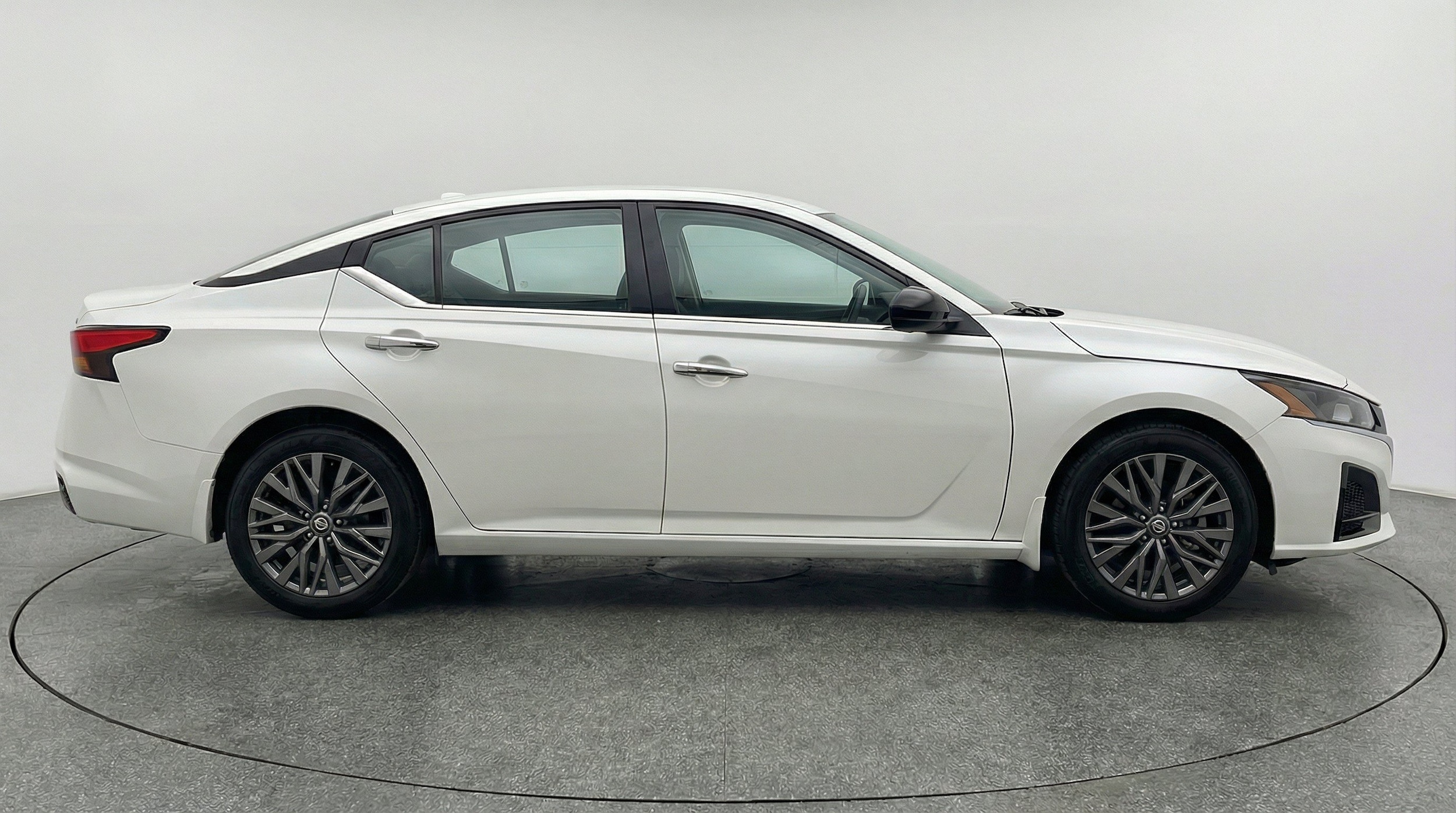 Thumbnail: 2025 Nissan Altima - 11