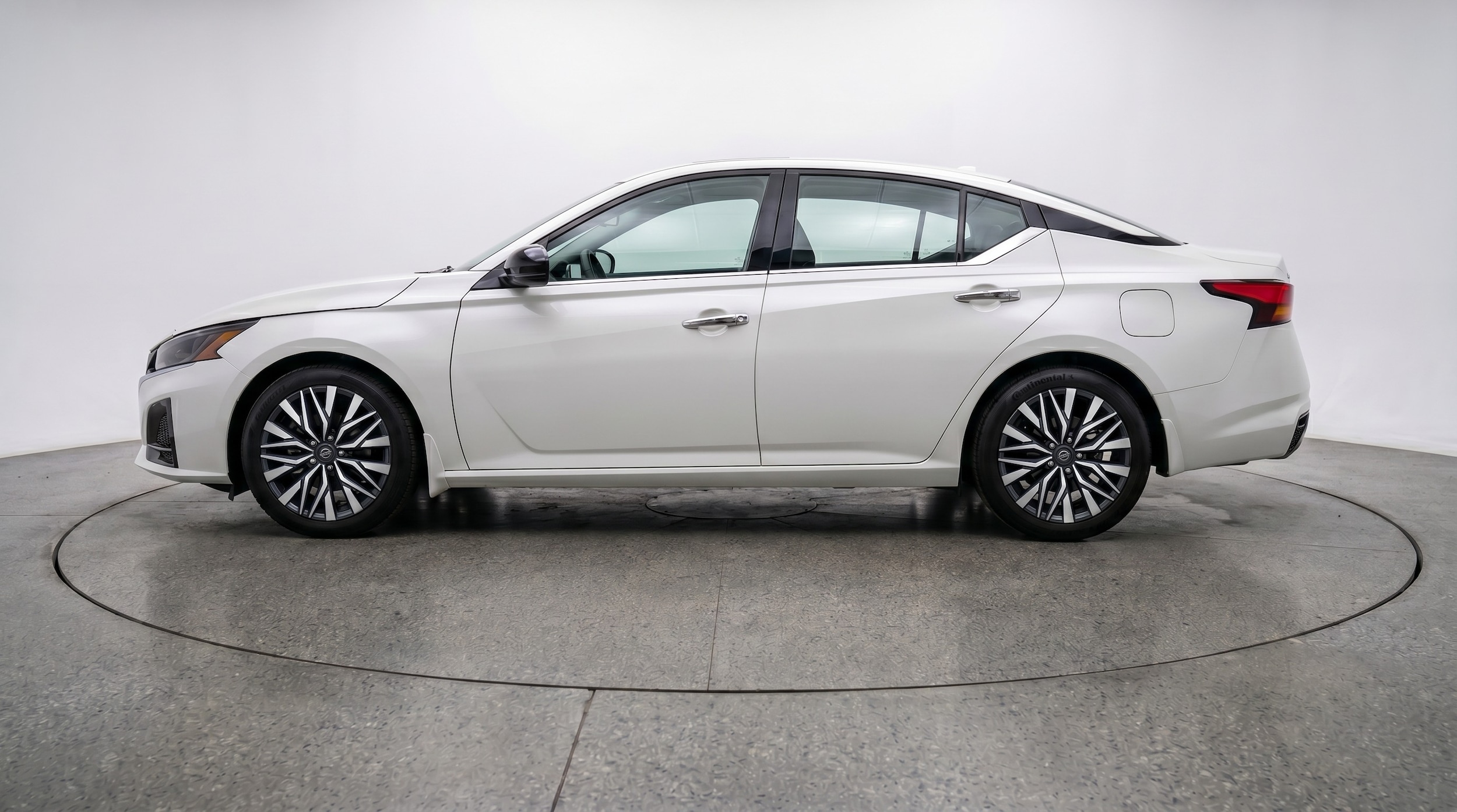 Thumbnail: 2025 Nissan Altima - 4