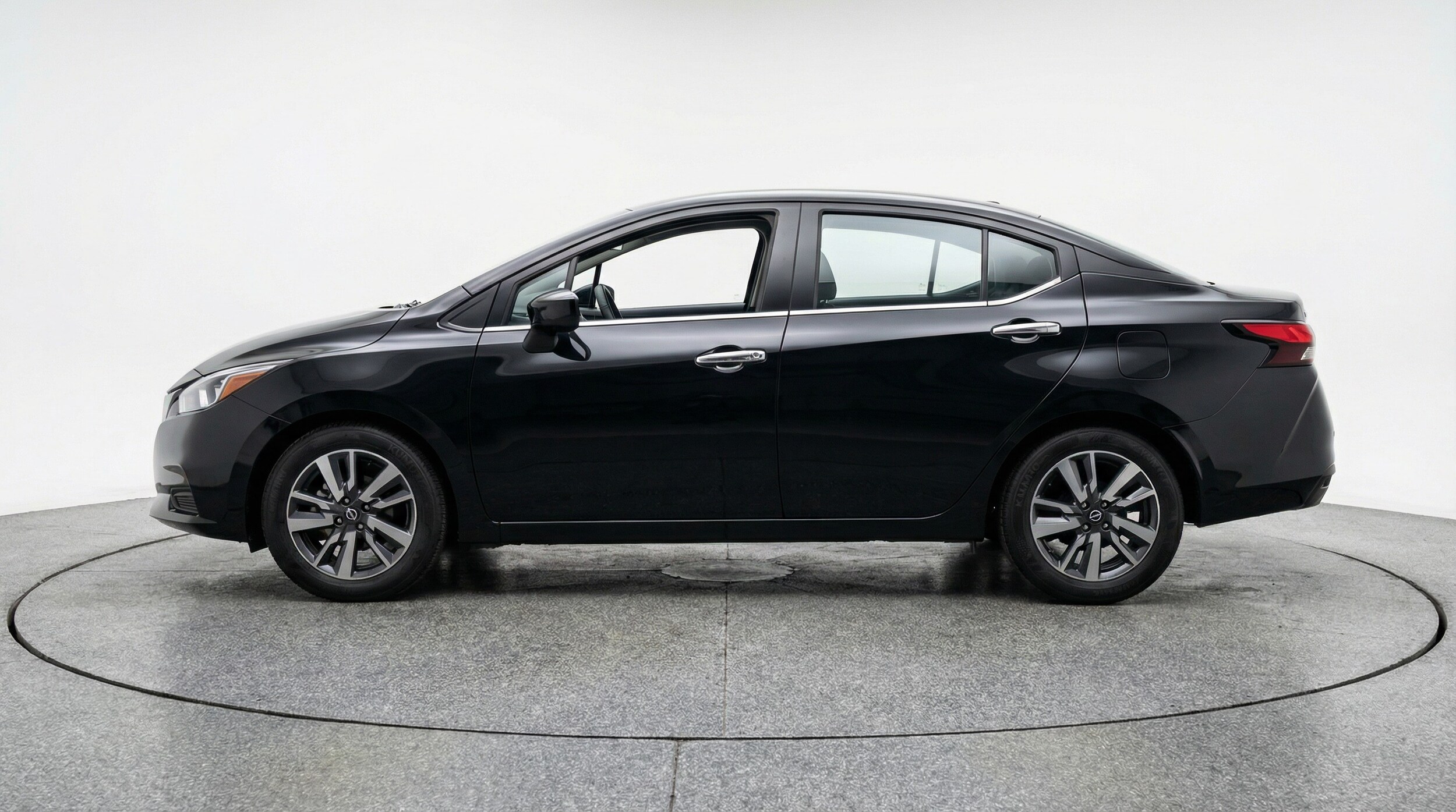 Thumbnail: 2025 Nissan Versa - 4