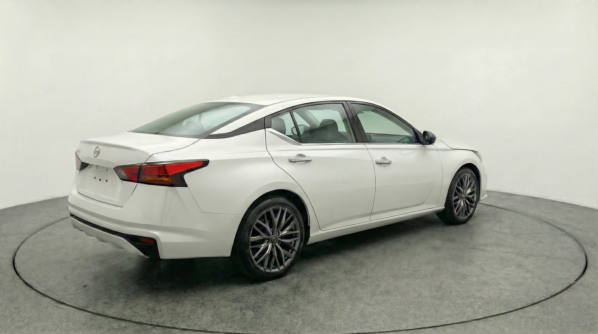 Thumbnail: 2025 Nissan Altima - 7