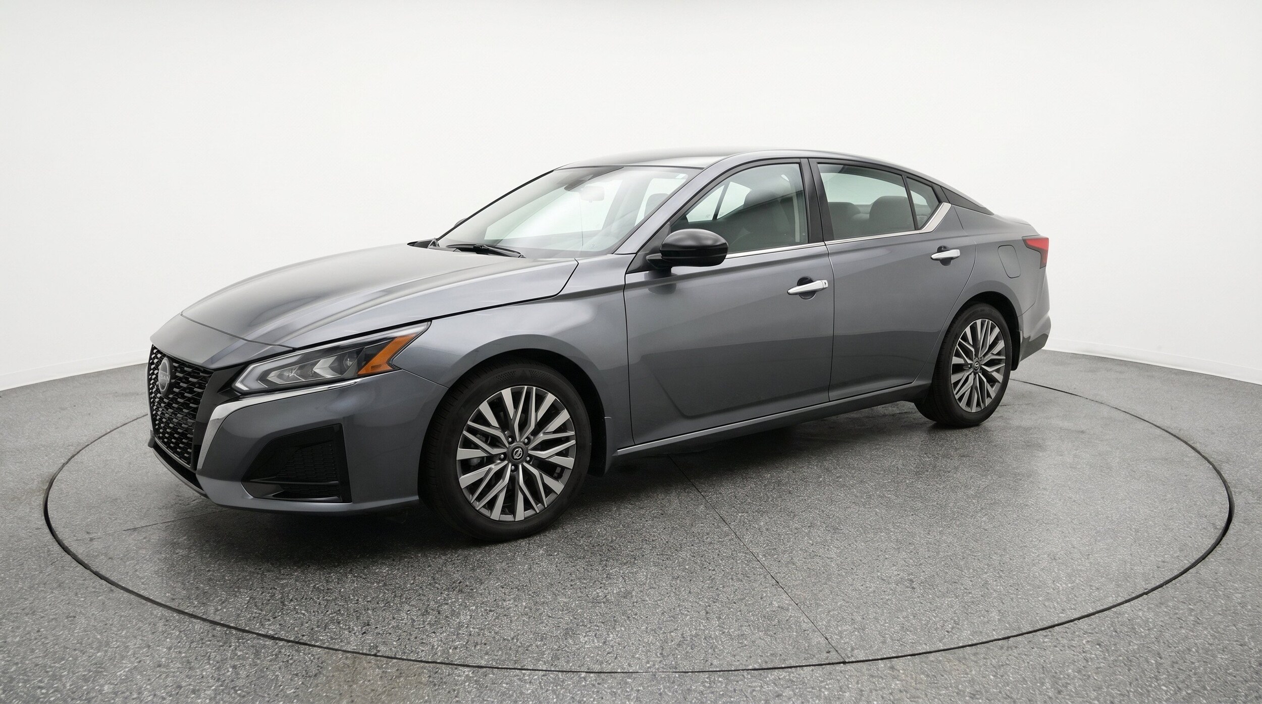 Thumbnail: 2025 Nissan Altima - 3