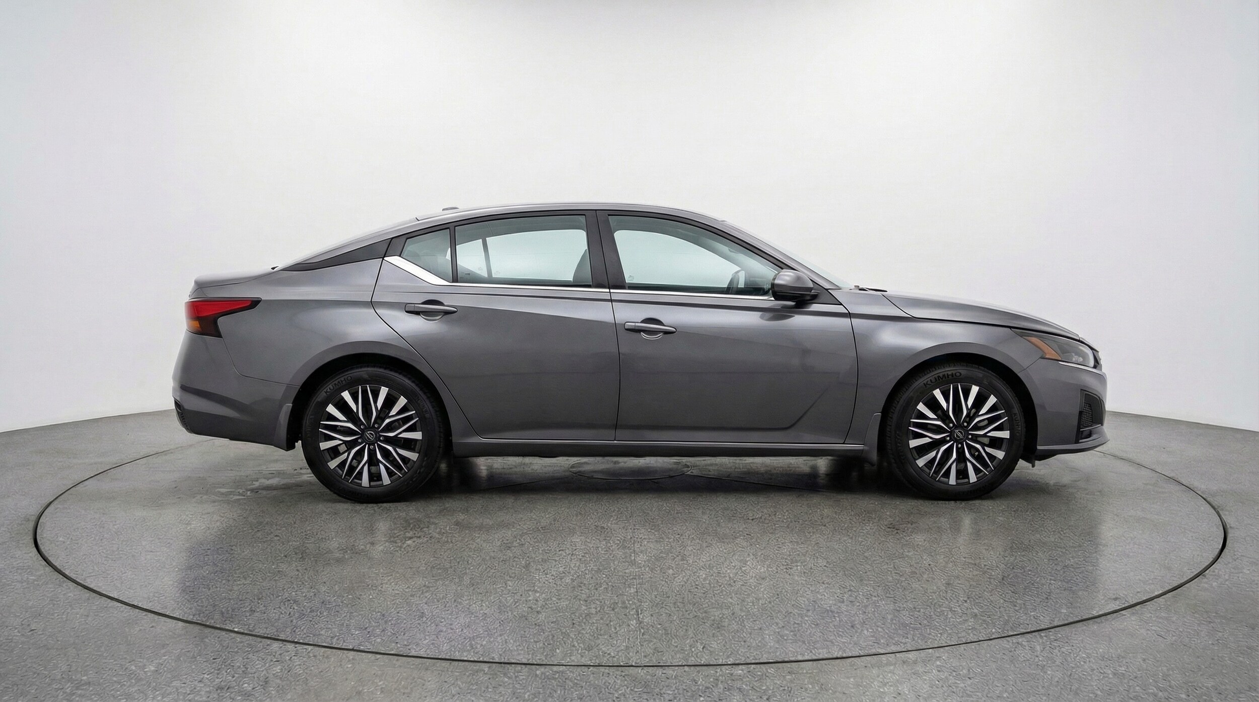 Thumbnail: 2025 Nissan Altima - 8