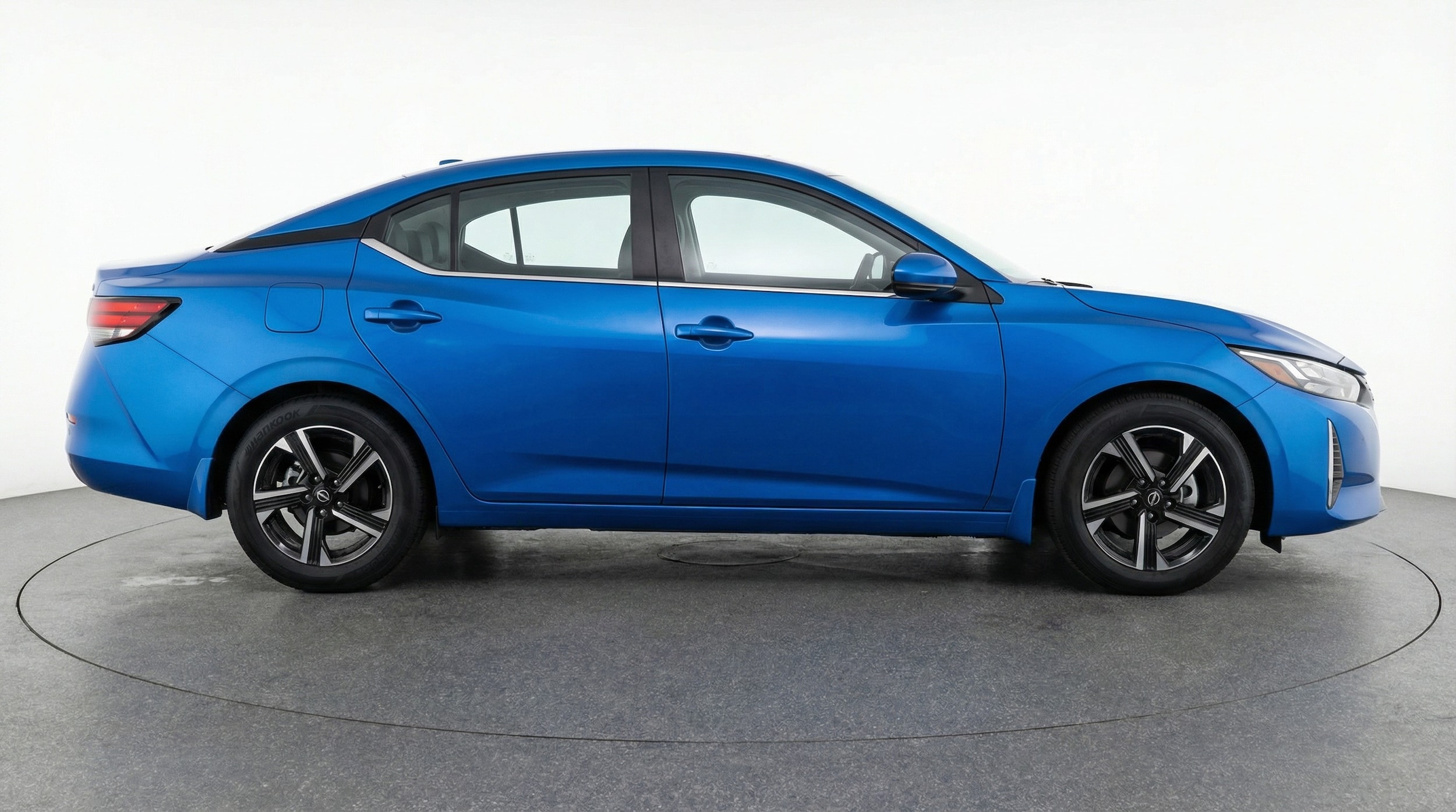 Thumbnail: 2025 Nissan Sentra - 8