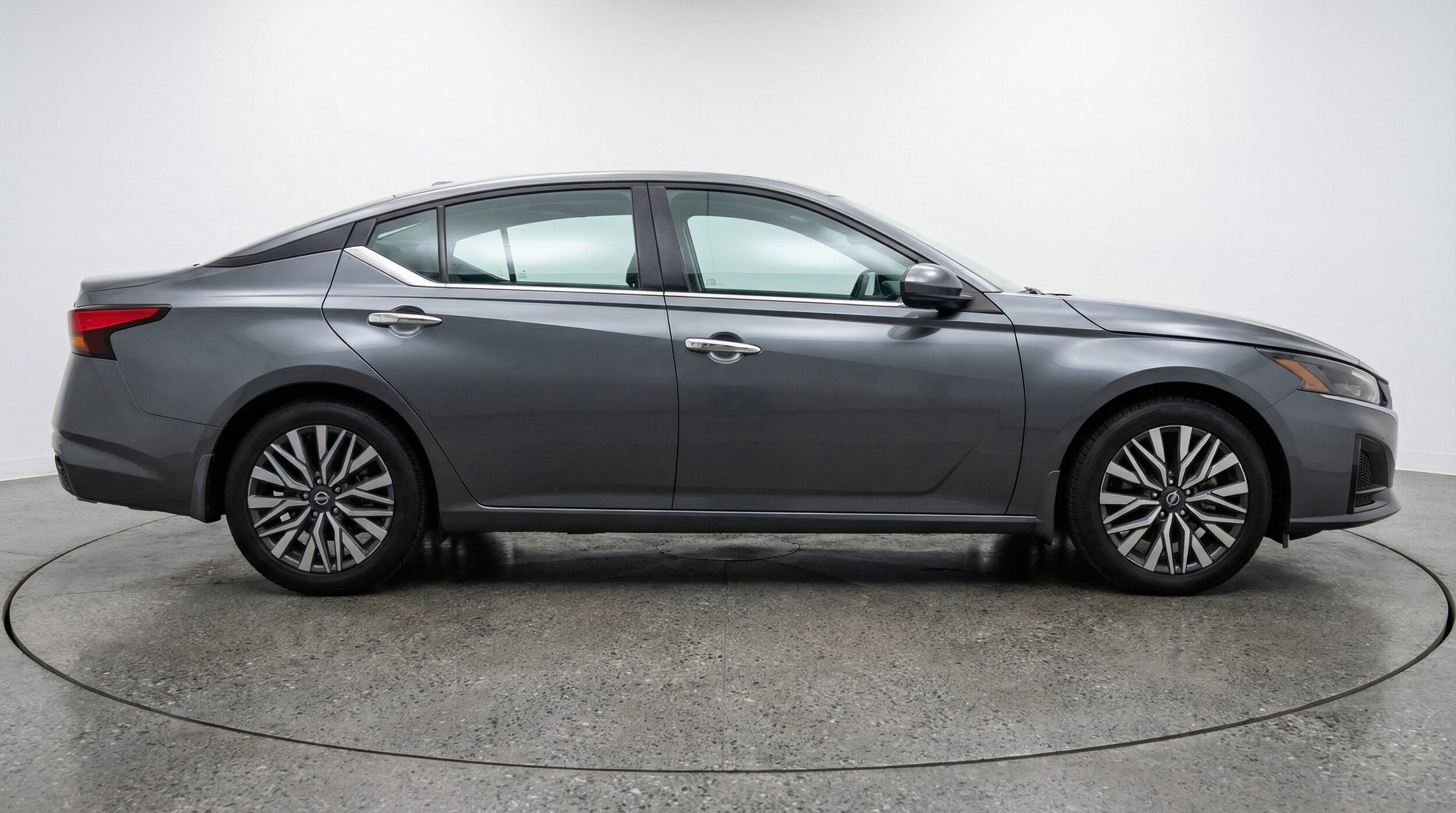 Thumbnail: 2025 Nissan Altima - 8