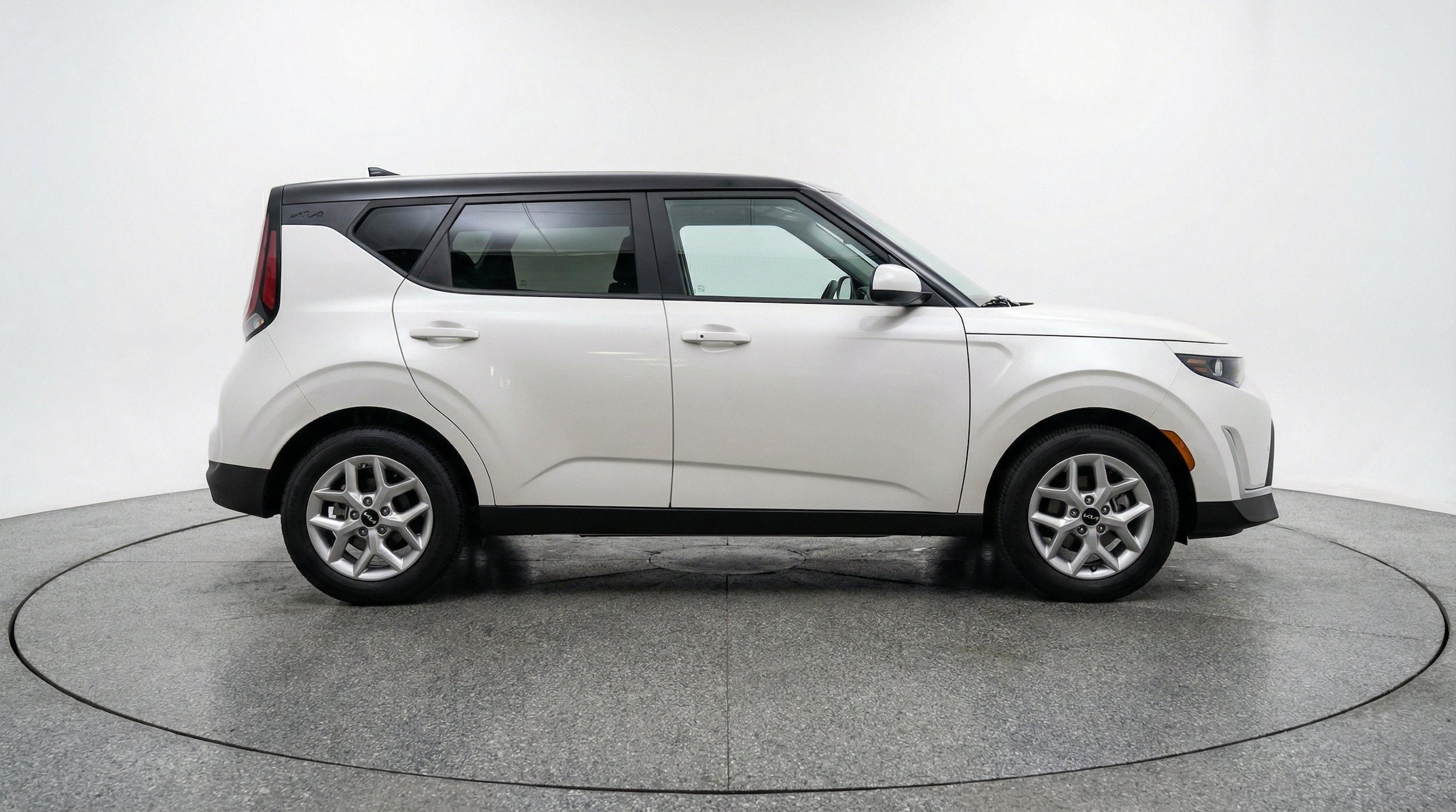 Thumbnail: 2025 Kia Soul - 11
