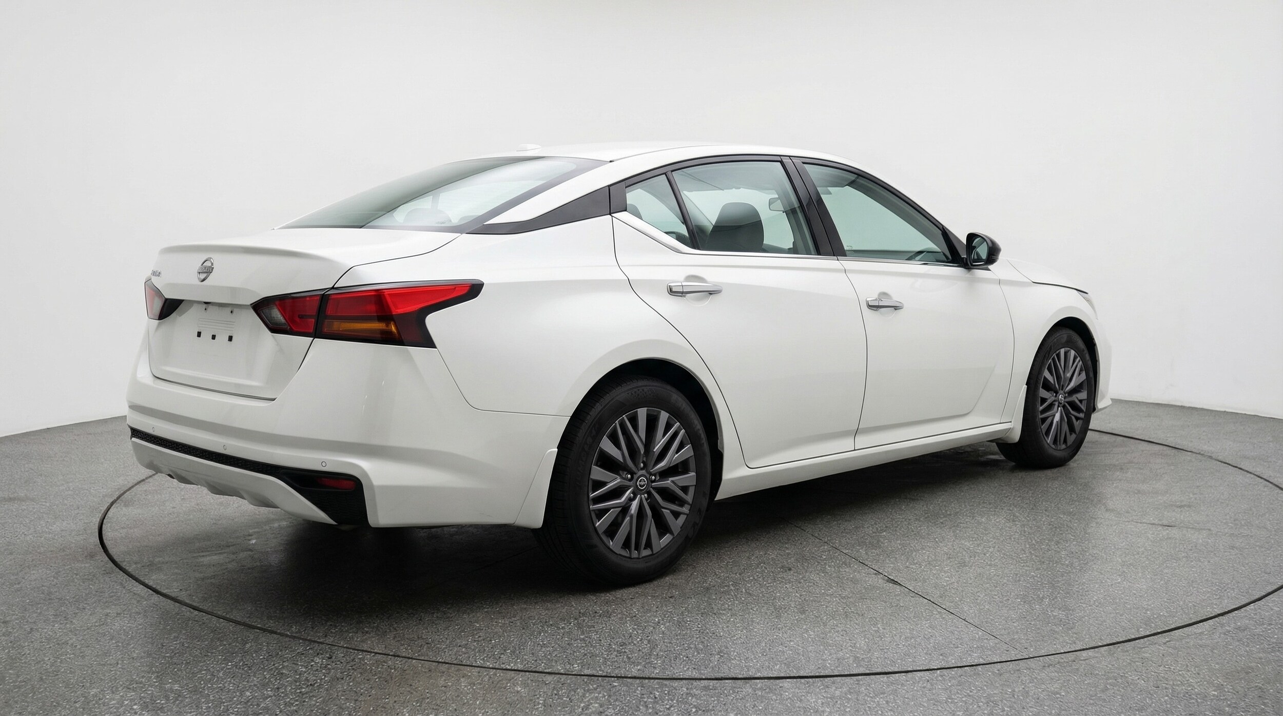 Thumbnail: 2025 Nissan Altima - 7