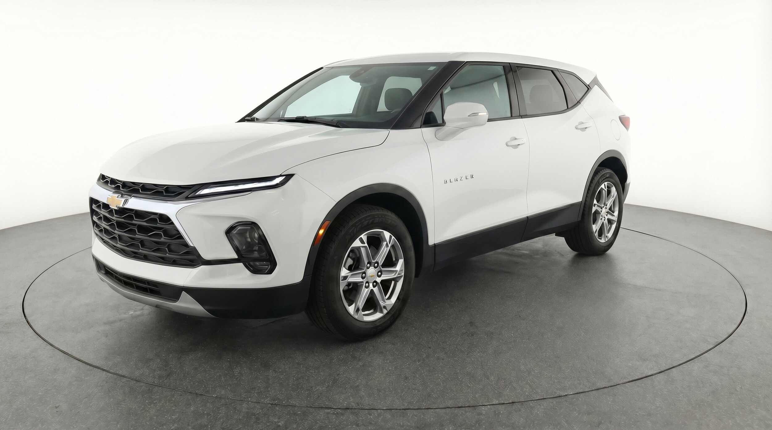 Thumbnail: 2025 Chevrolet Blazer - 3