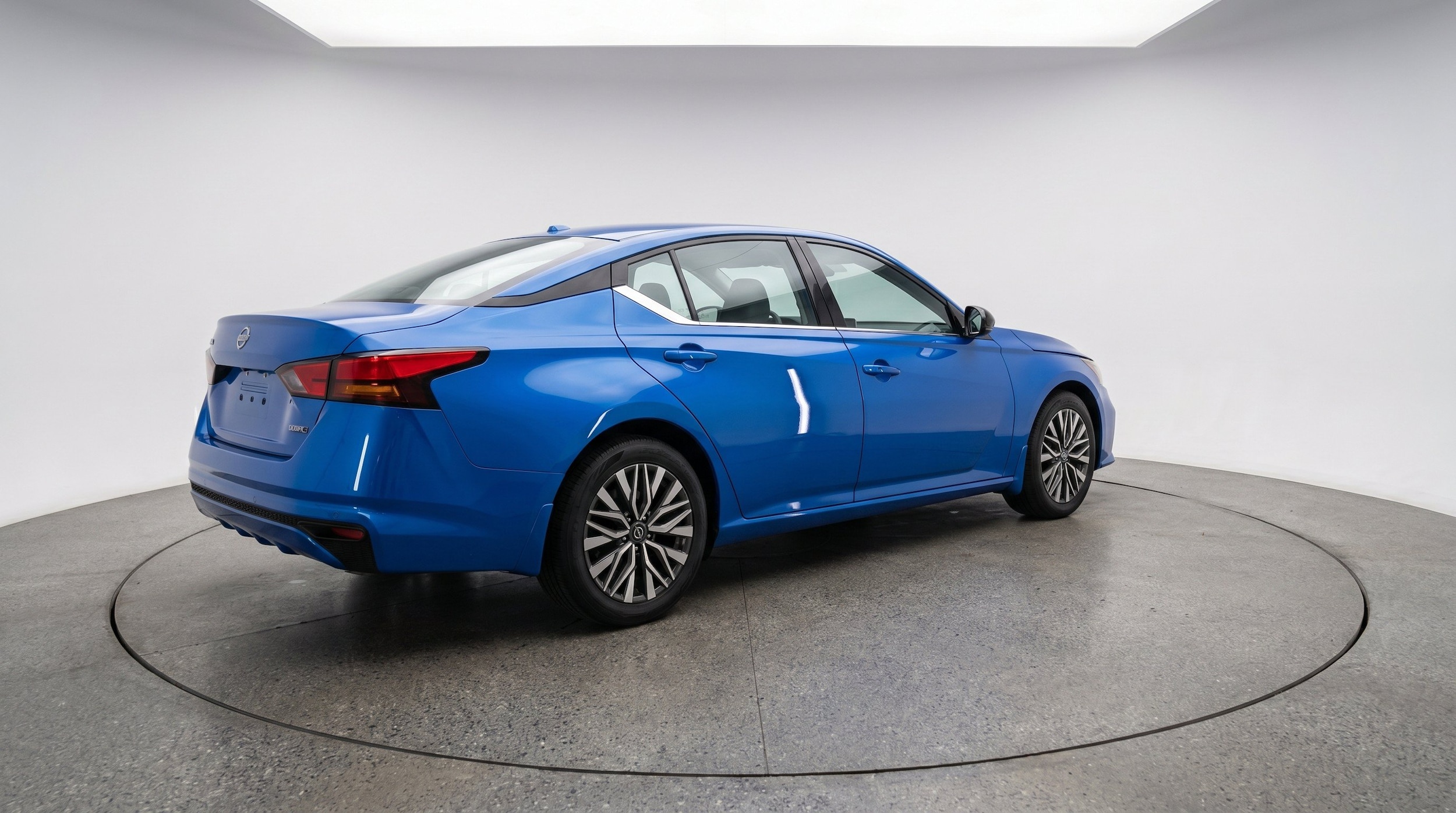 Thumbnail: 2025 Nissan Altima - 9