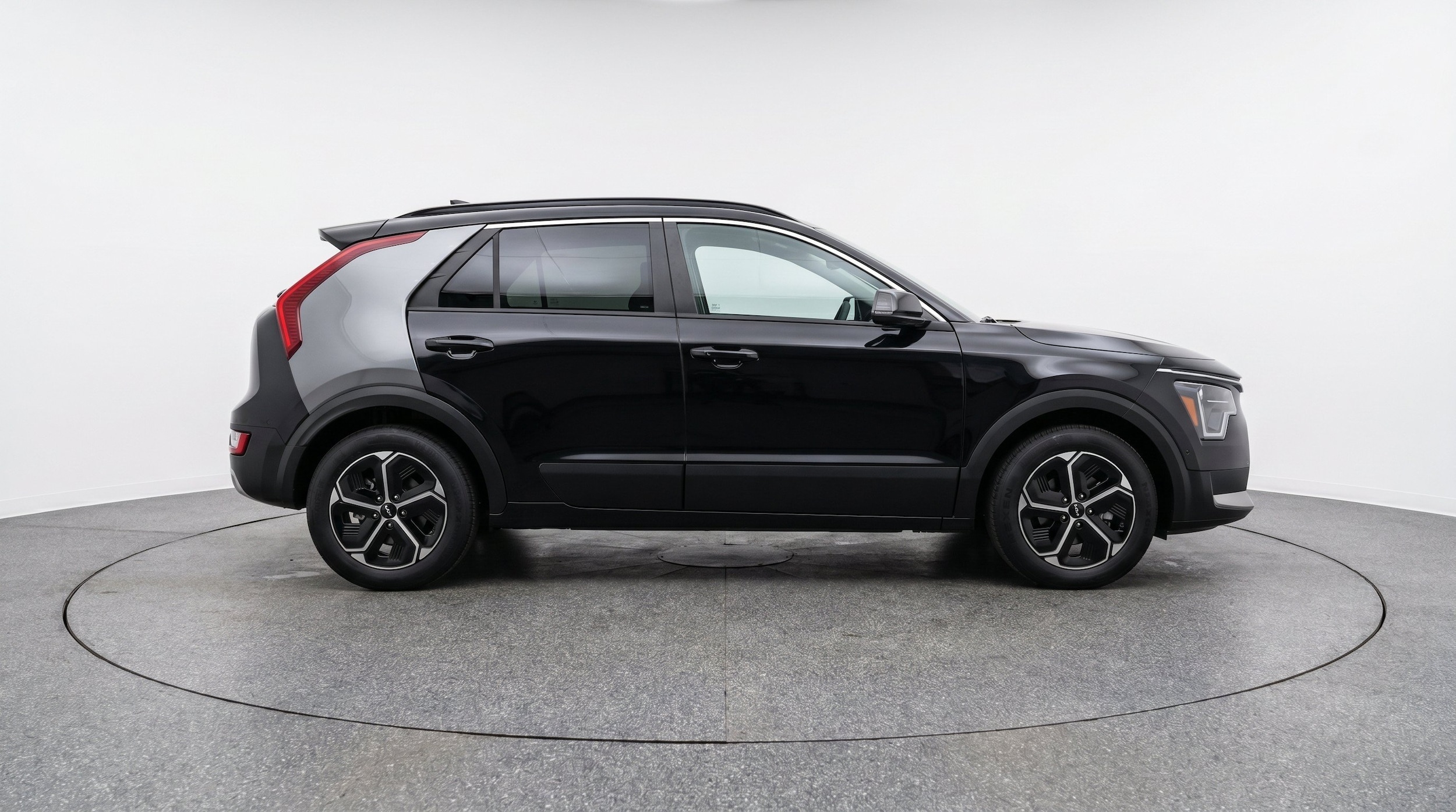 Thumbnail: 2026 Kia Niro - 11