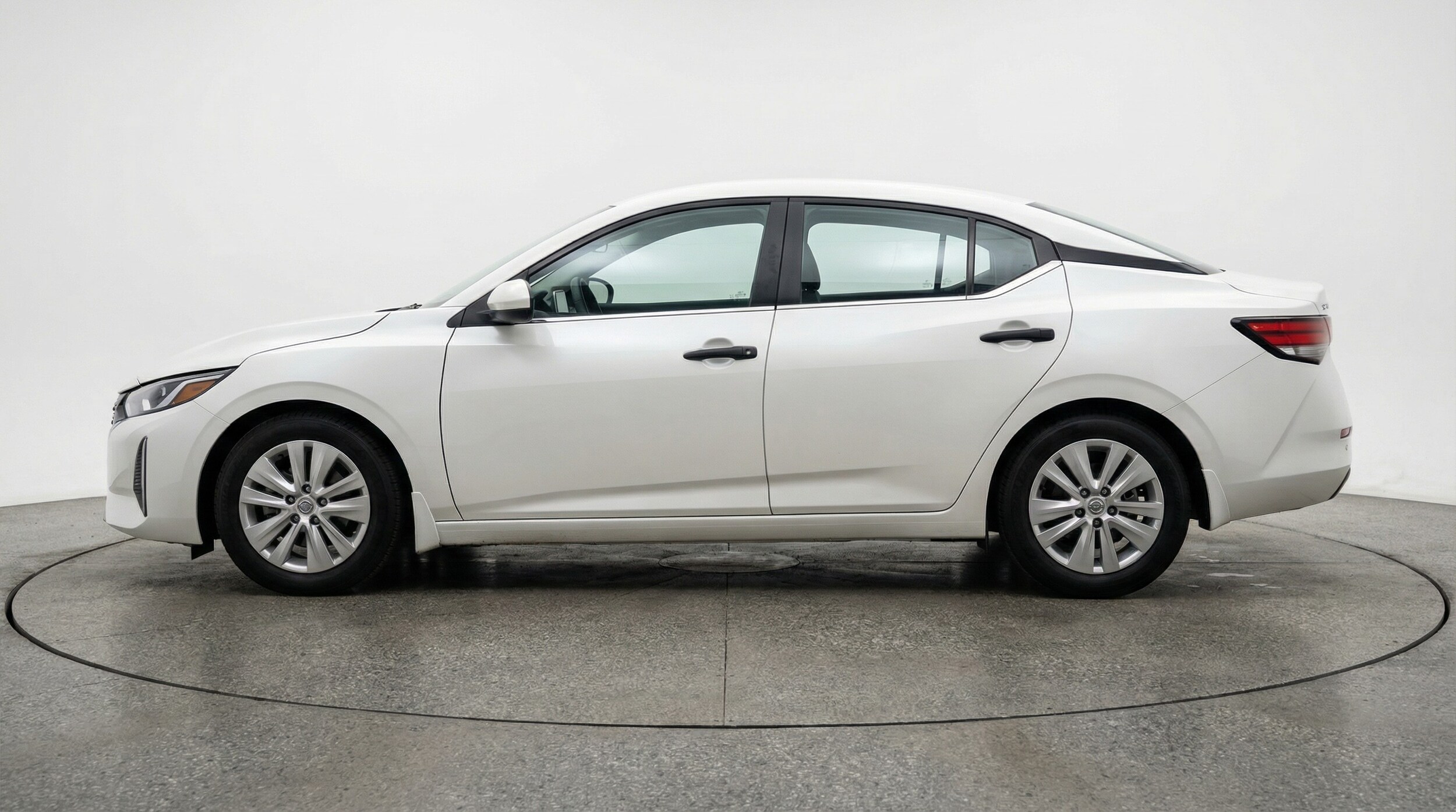 Thumbnail: 2025 Nissan Sentra - 4