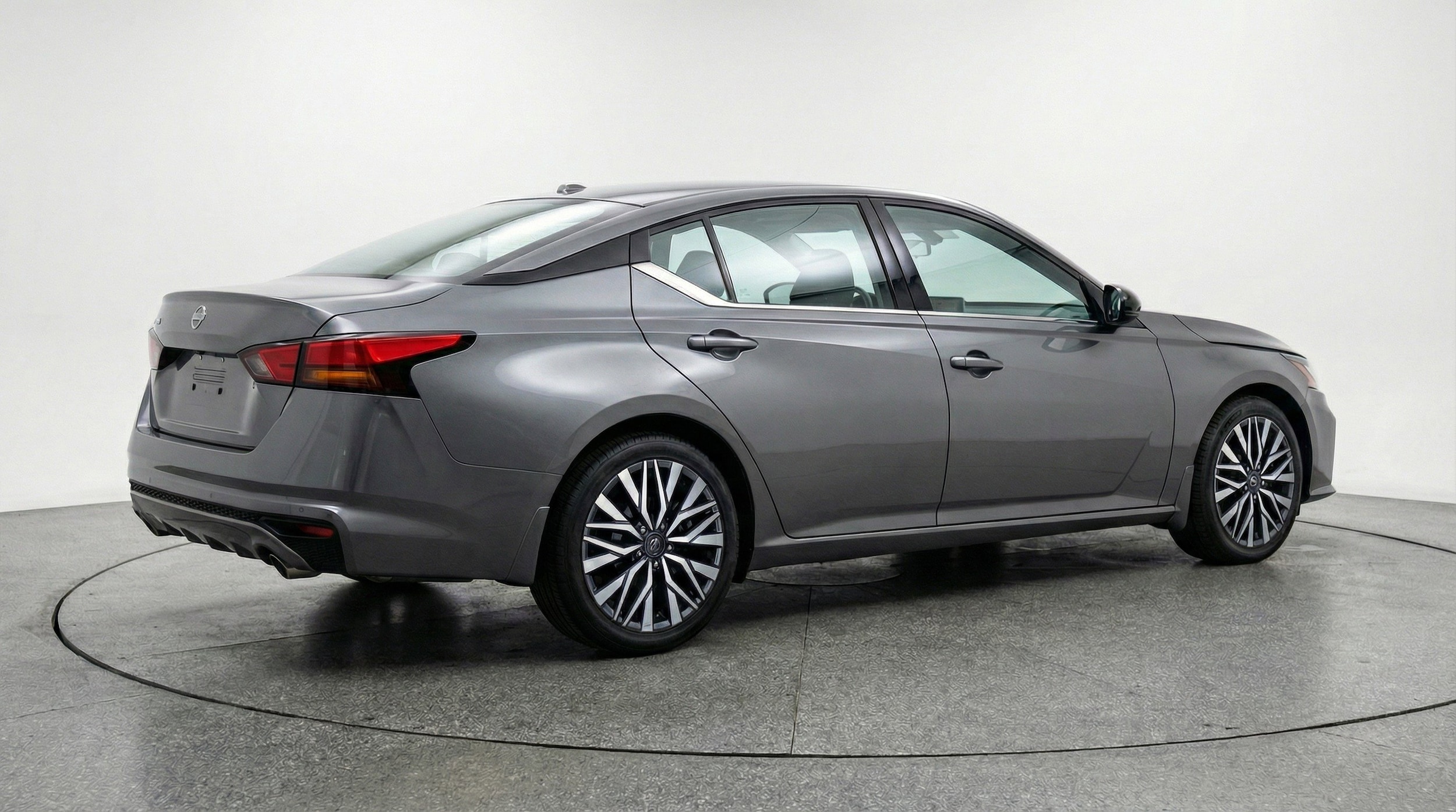 Thumbnail: 2025 Nissan Altima - 9