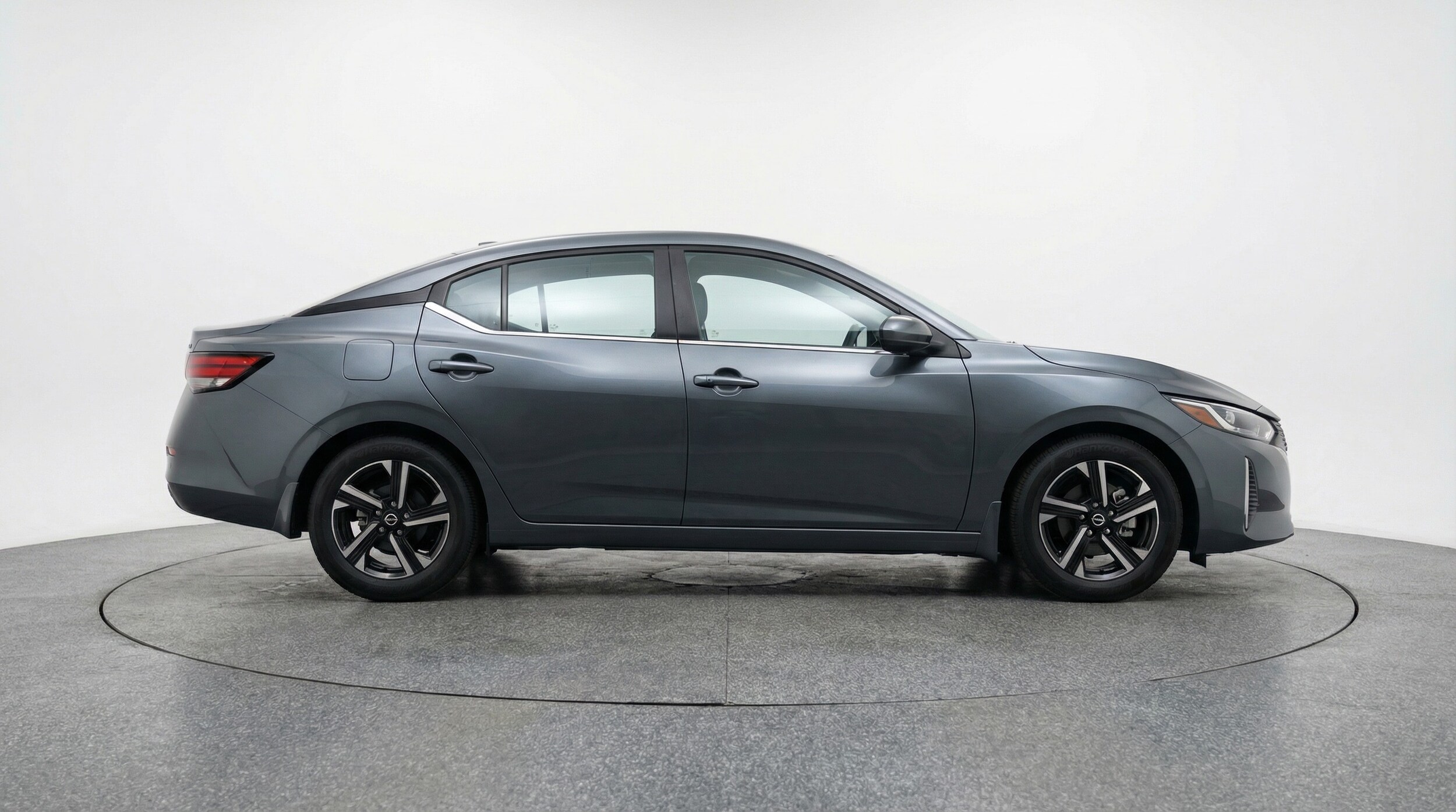 Thumbnail: 2025 Nissan Sentra - 8