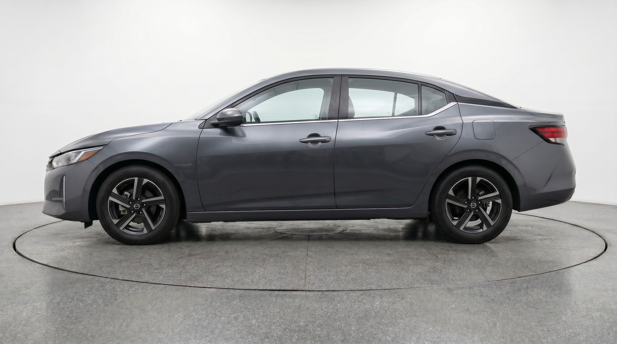 Thumbnail: 2025 Nissan Sentra - 4