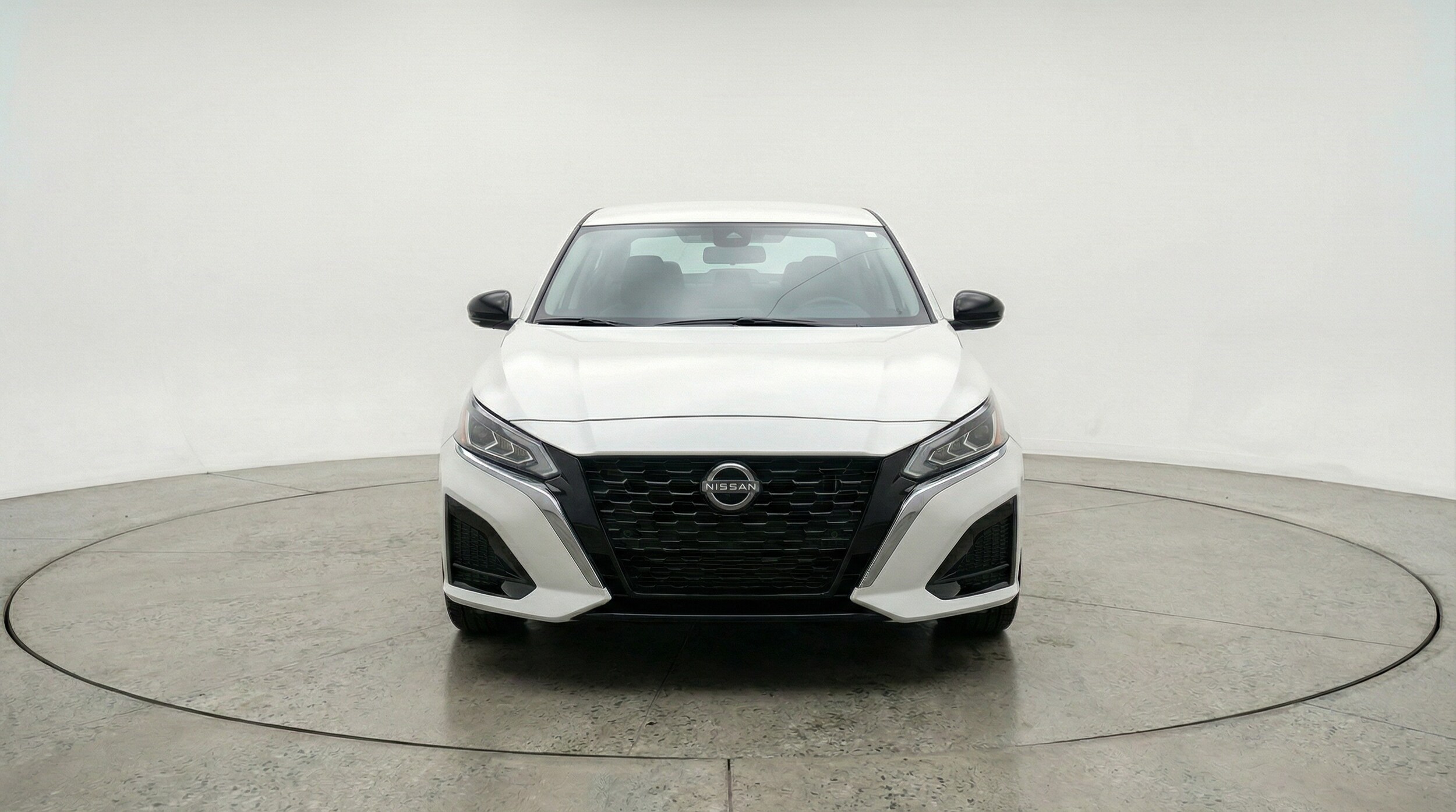 Thumbnail: 2025 Nissan Altima - 2