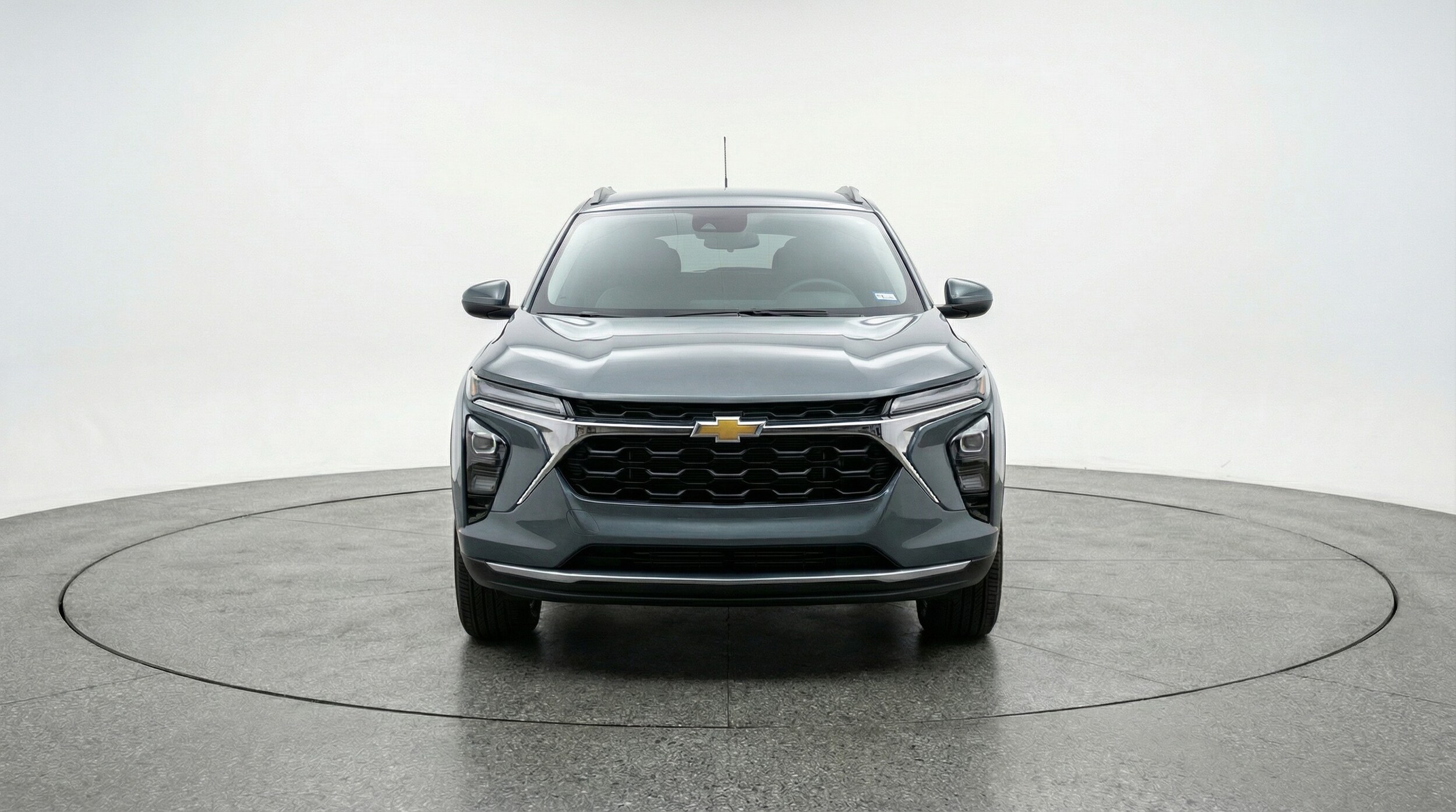 Thumbnail: 2025 Chevrolet Trax - 2