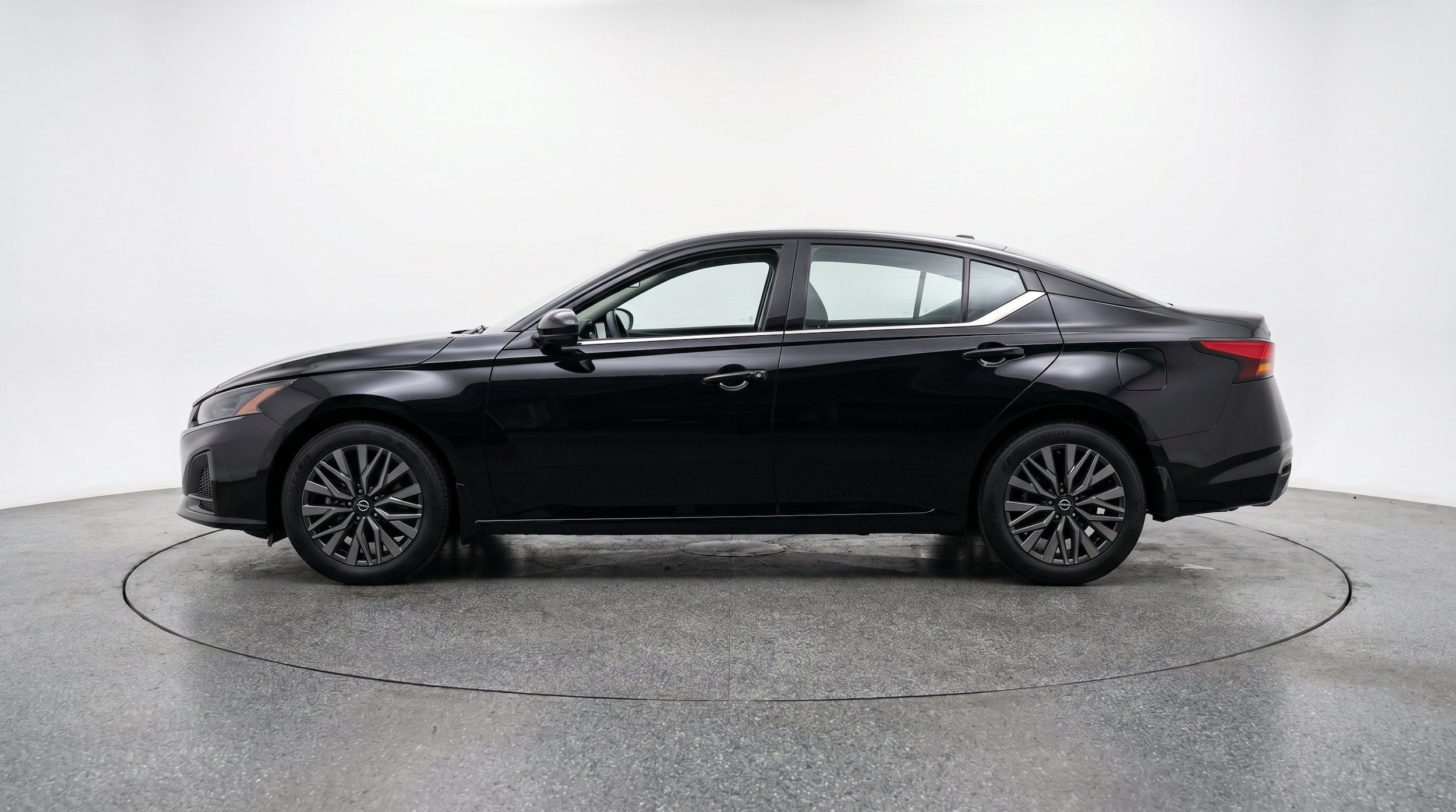 Thumbnail: 2026 Nissan Altima - 5