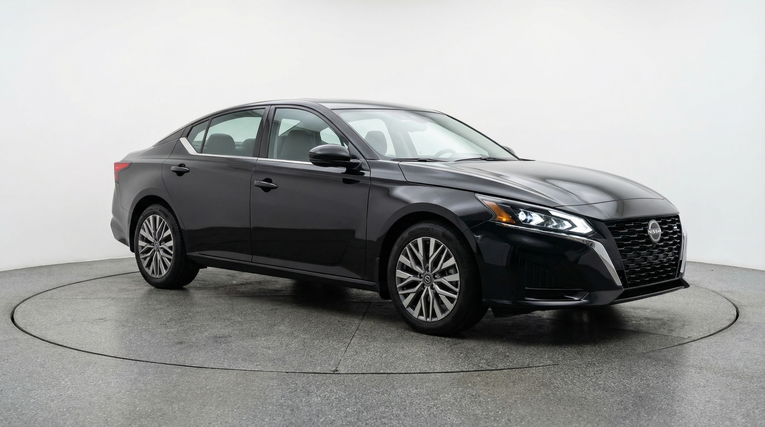 Thumbnail: 2025 Nissan Altima - 1