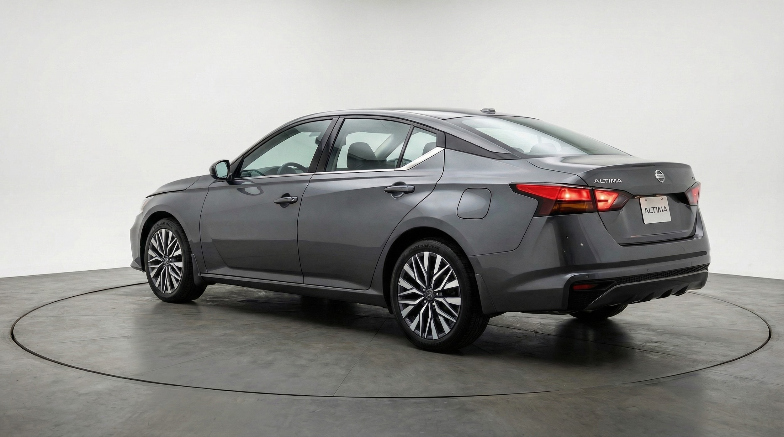 Thumbnail: 2025 Nissan Altima - 5