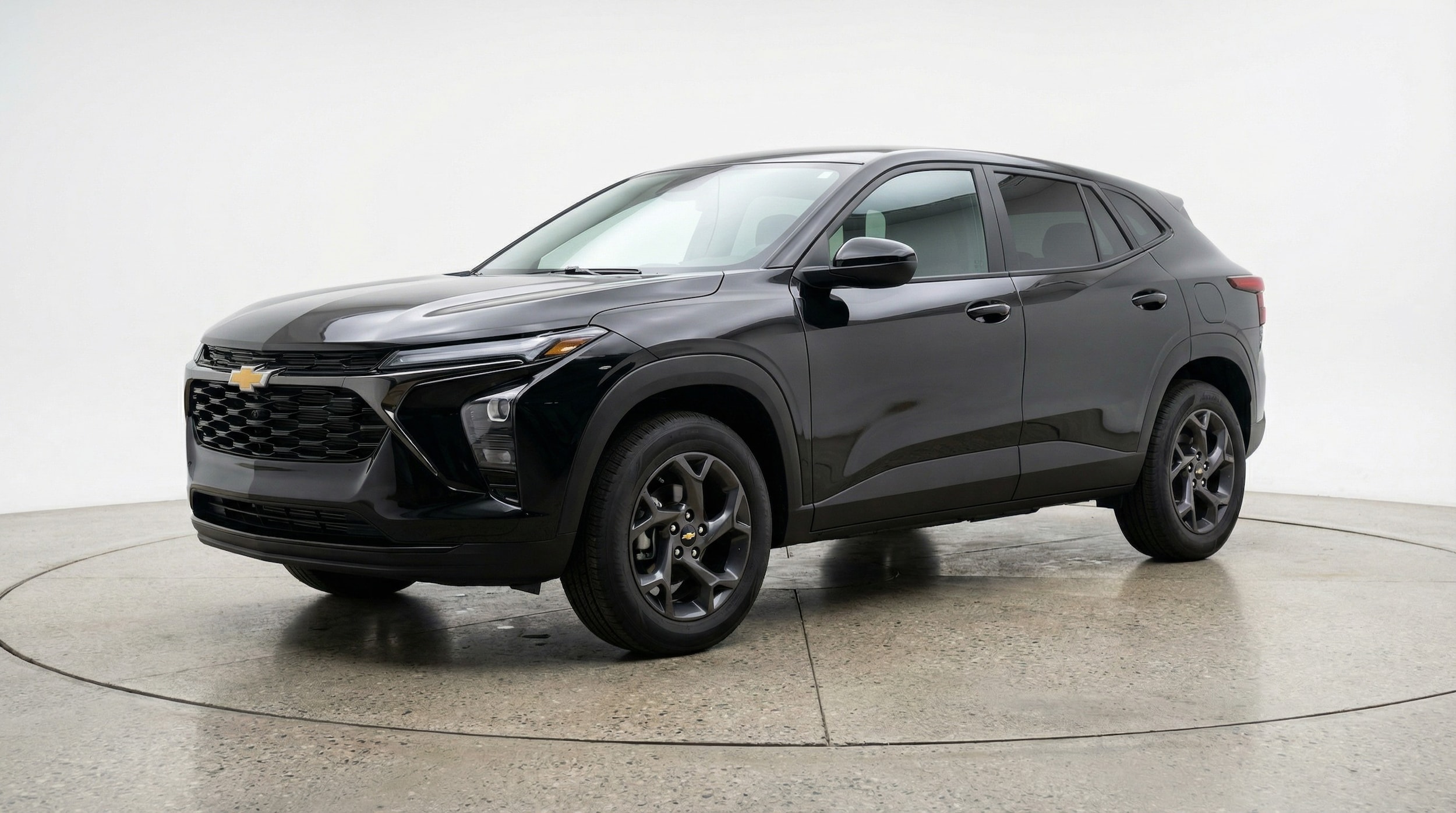 Thumbnail: 2025 Chevrolet Trax - 3