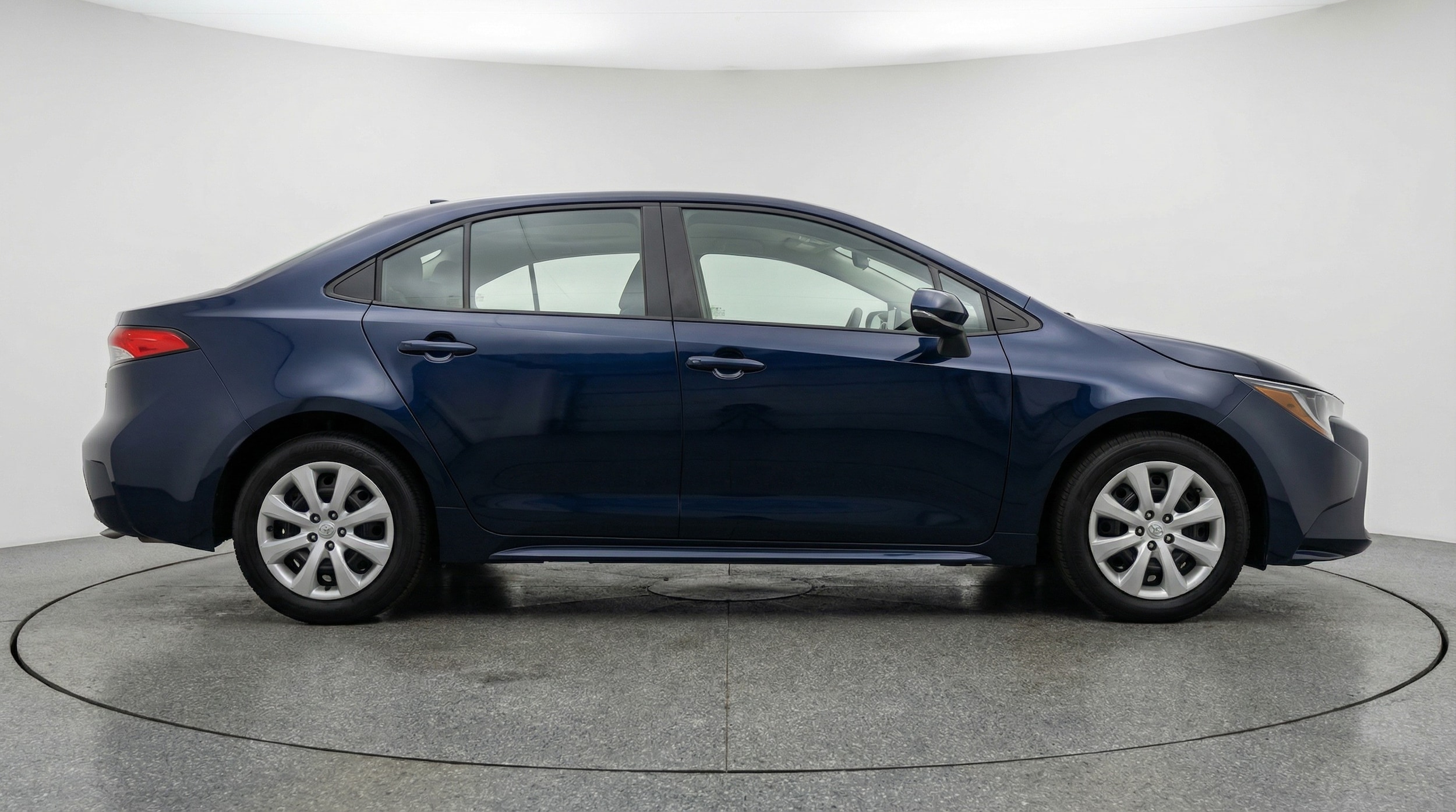 Thumbnail: 2025 Toyota Corolla - 8