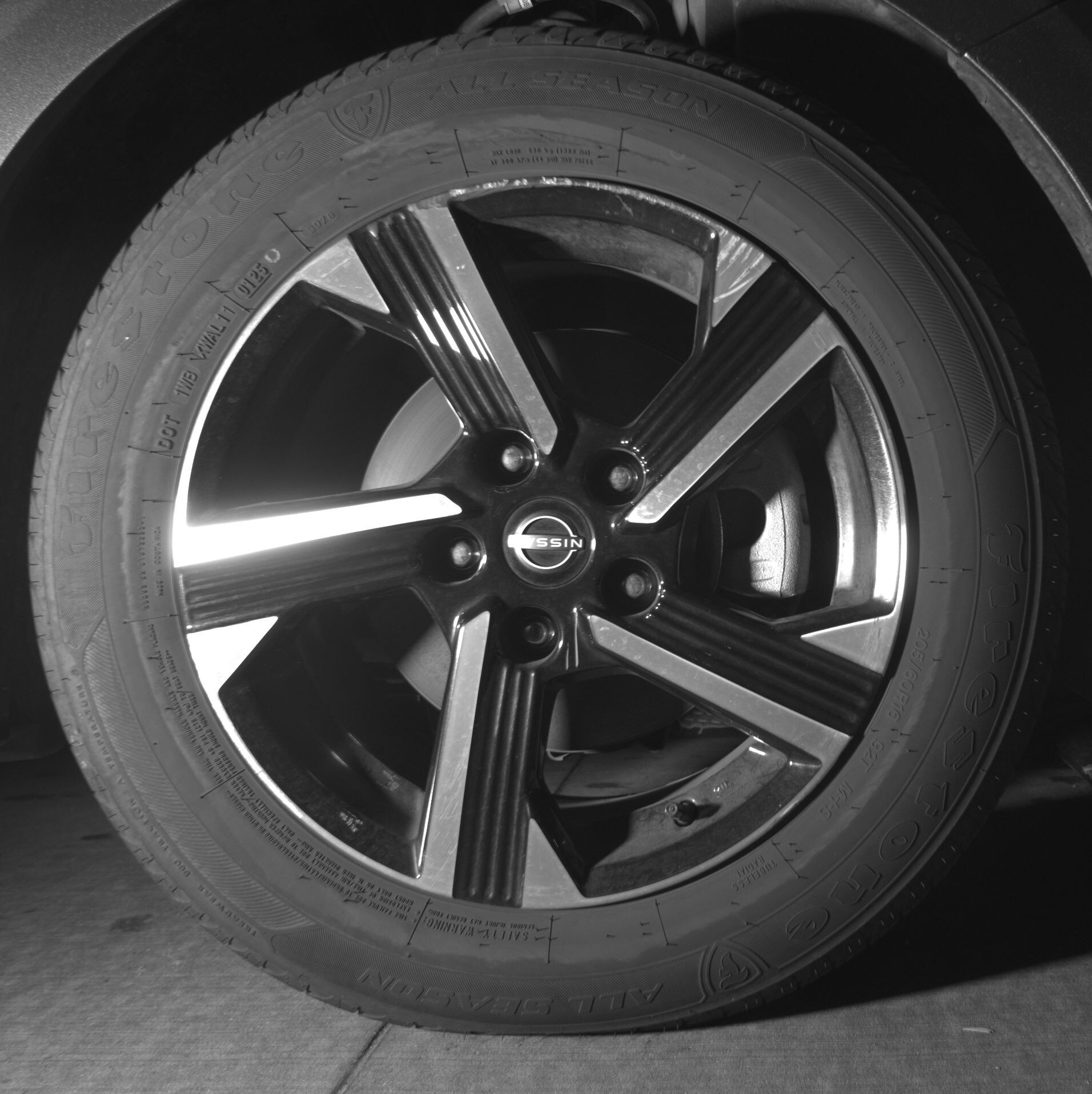 Thumbnail: 2025 Nissan Sentra - 10