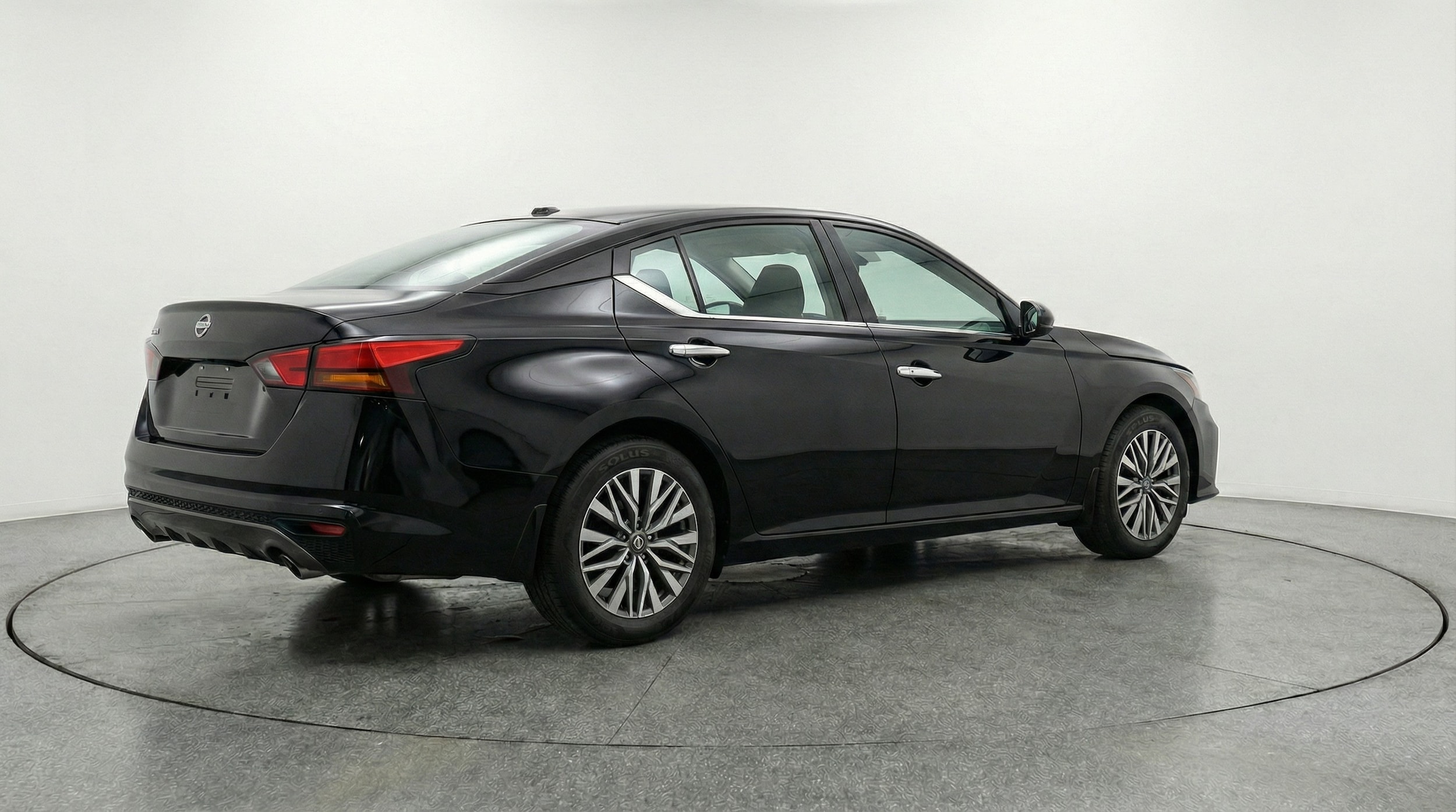 Thumbnail: 2025 Nissan Altima - 7