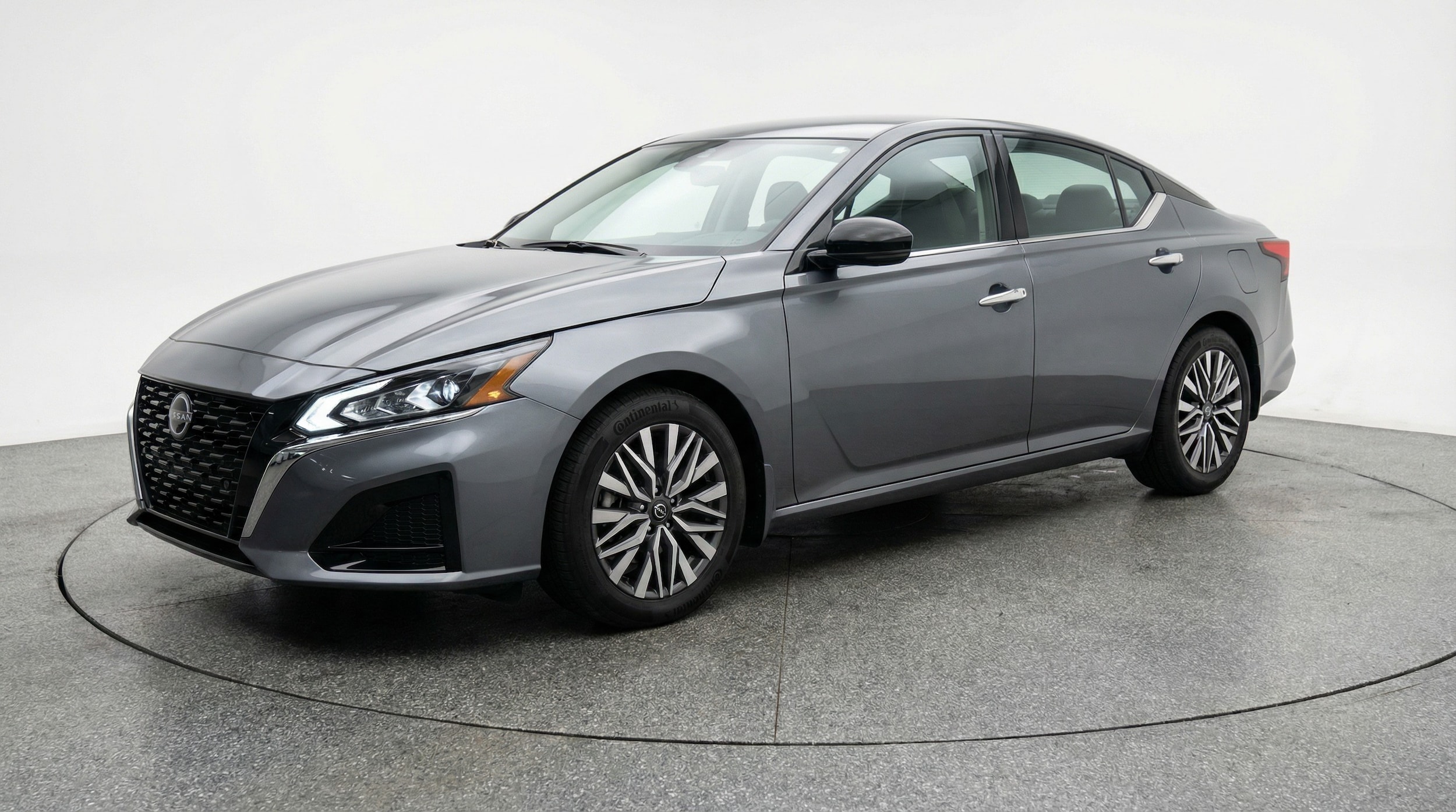 Thumbnail: 2025 Nissan Altima - 3