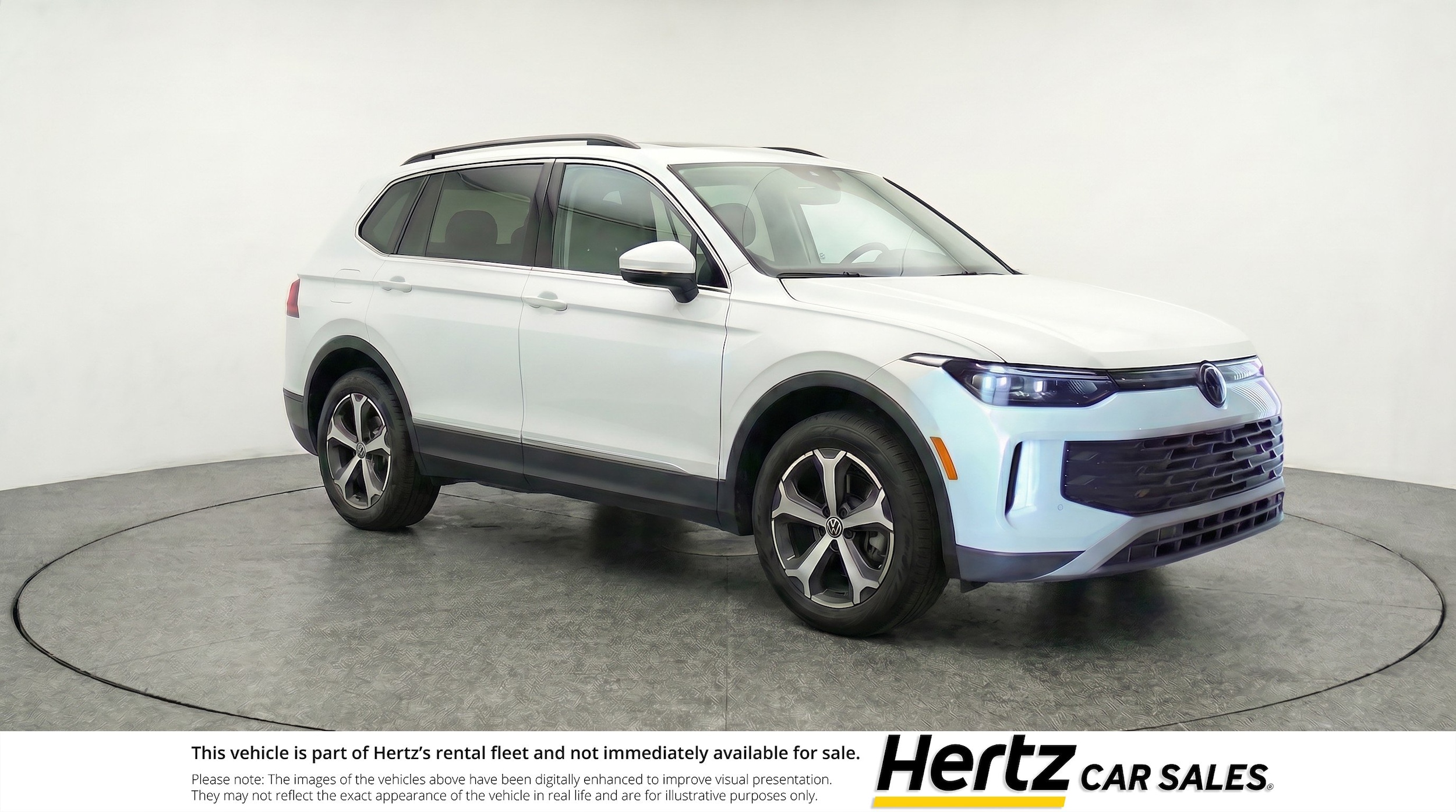 Thumbnail: 2026 Volkswagen Tiguan - 1