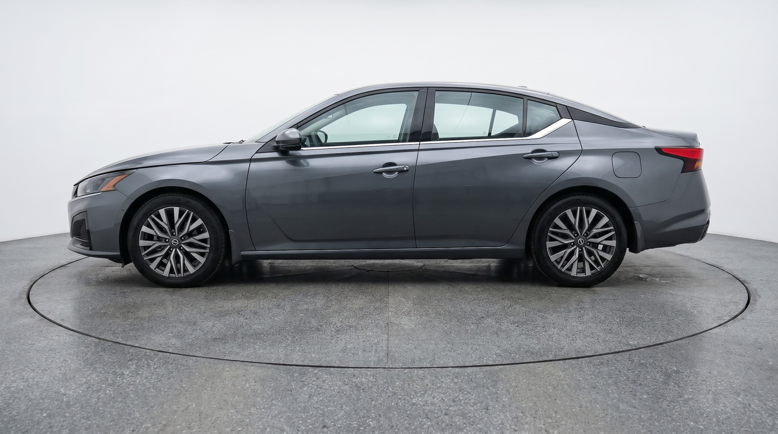 Thumbnail: 2025 Nissan Altima - 4