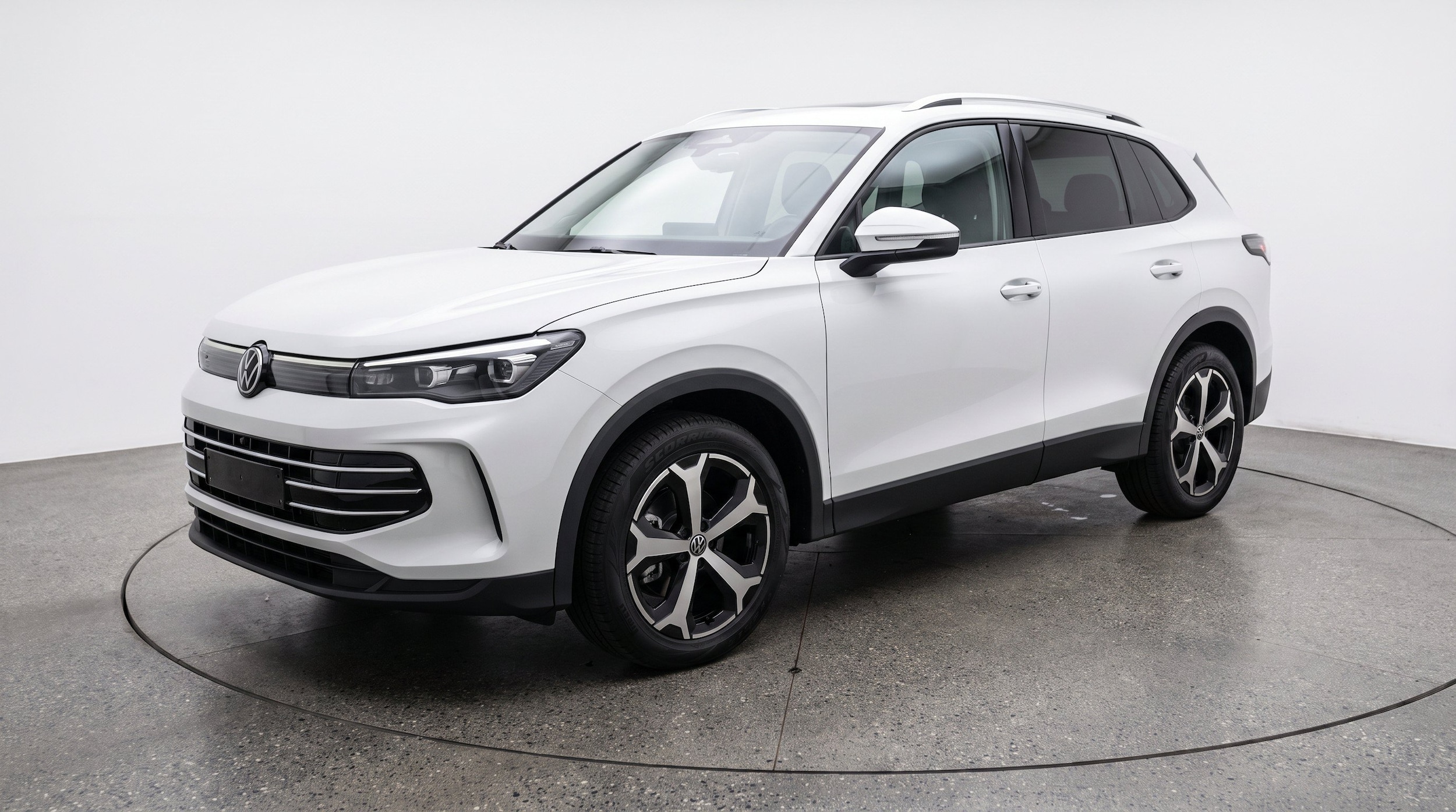 Thumbnail: 2026 Volkswagen Tiguan - 3