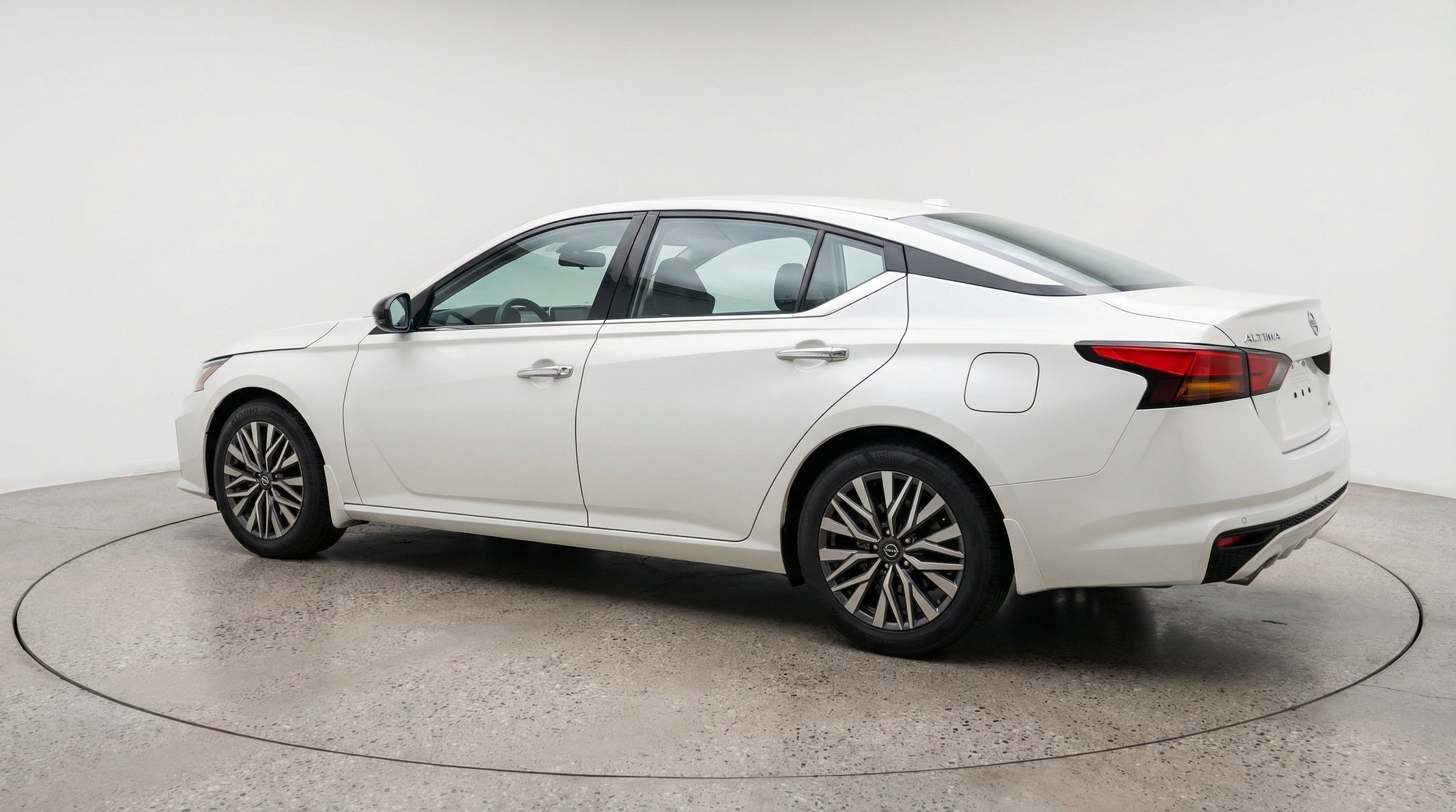 Thumbnail: 2025 Nissan Altima - 6