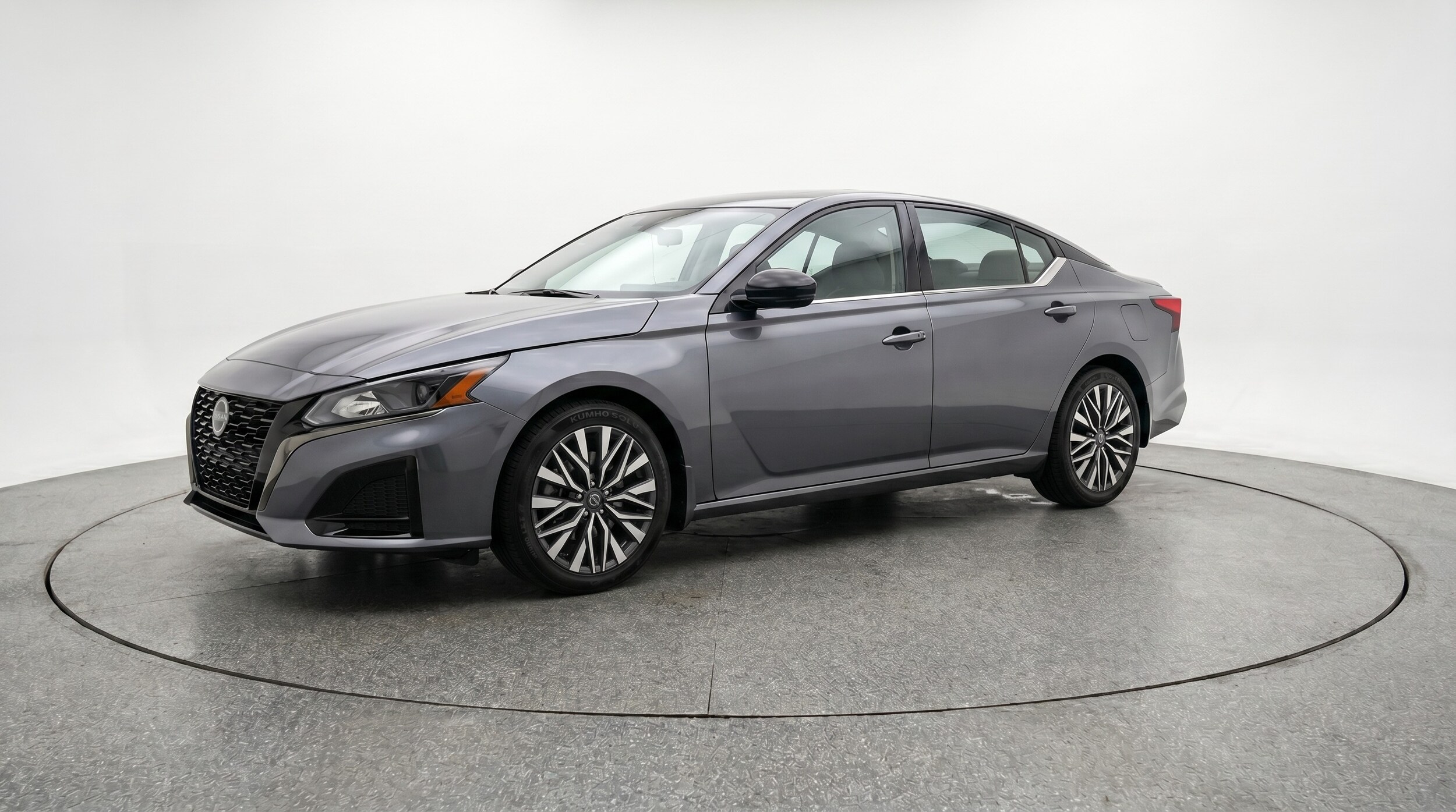 Thumbnail: 2025 Nissan Altima - 3