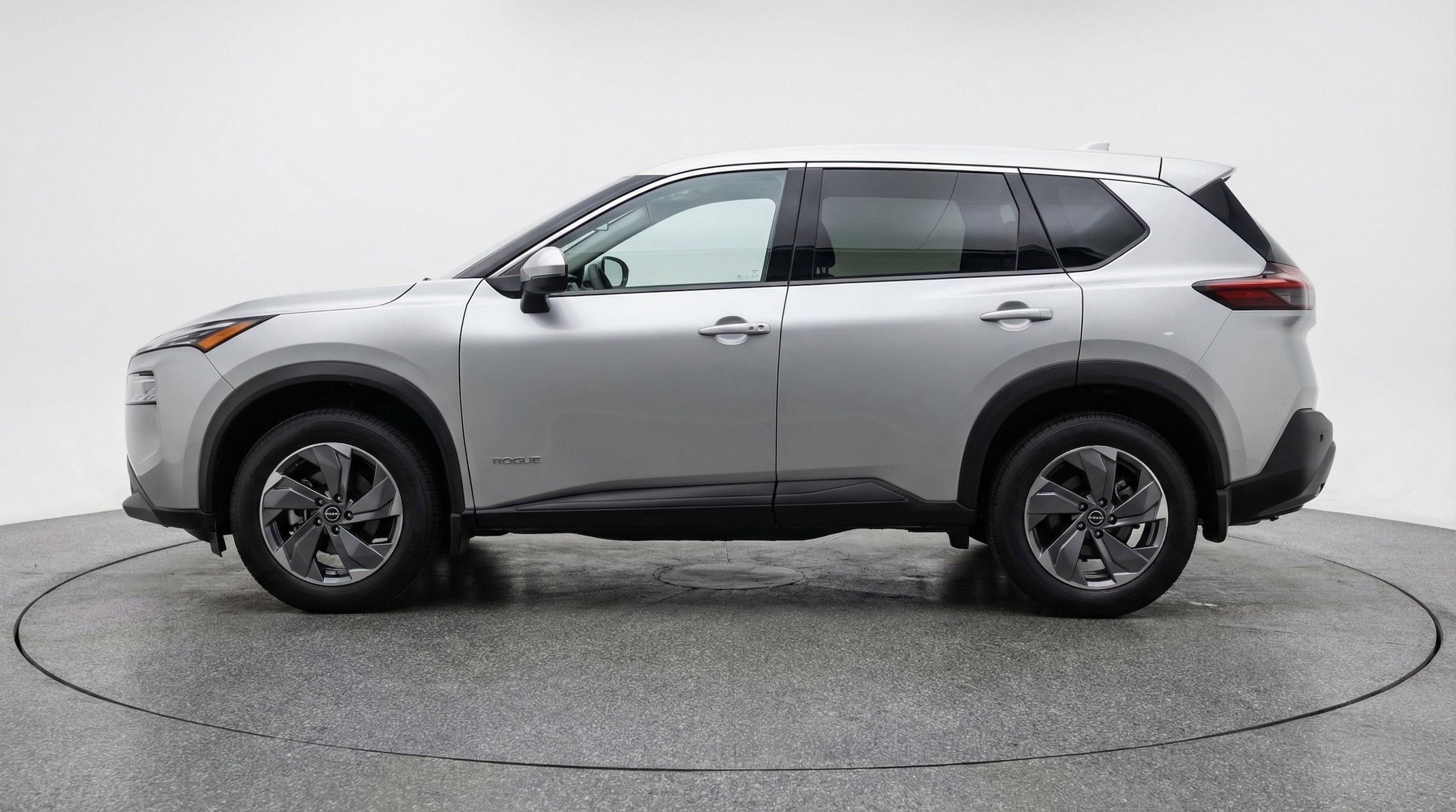 Thumbnail: 2025 Nissan Rogue - 5