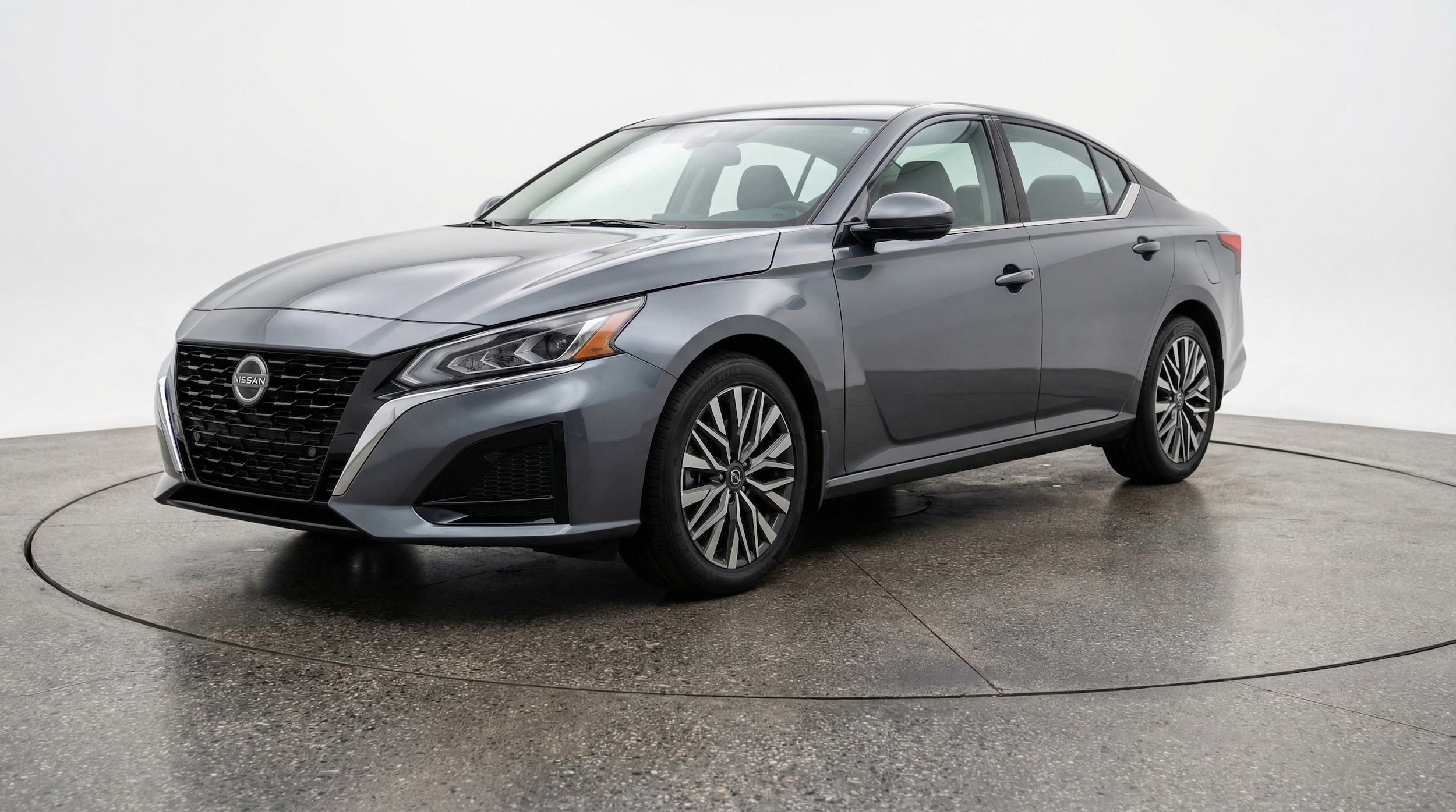 Thumbnail: 2025 Nissan Altima - 3