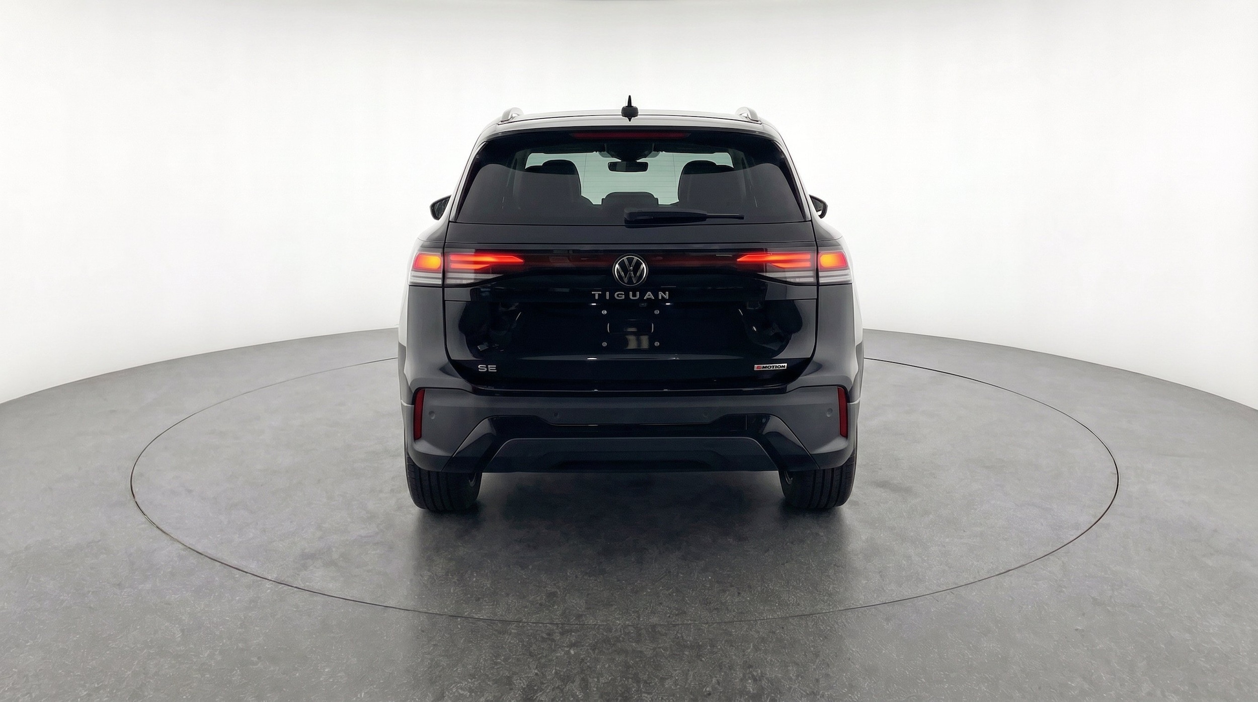 Thumbnail: 2026 Volkswagen Tiguan - 7