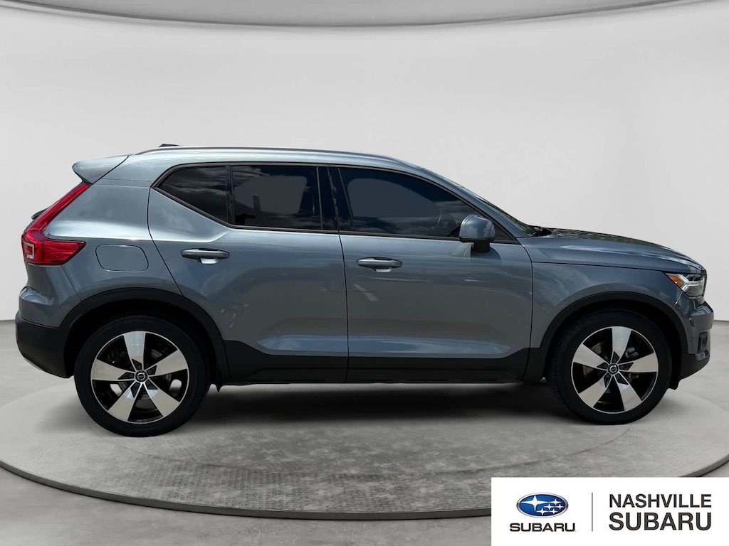 Used 2019 Volvo XC40 Momentum T4 FWD