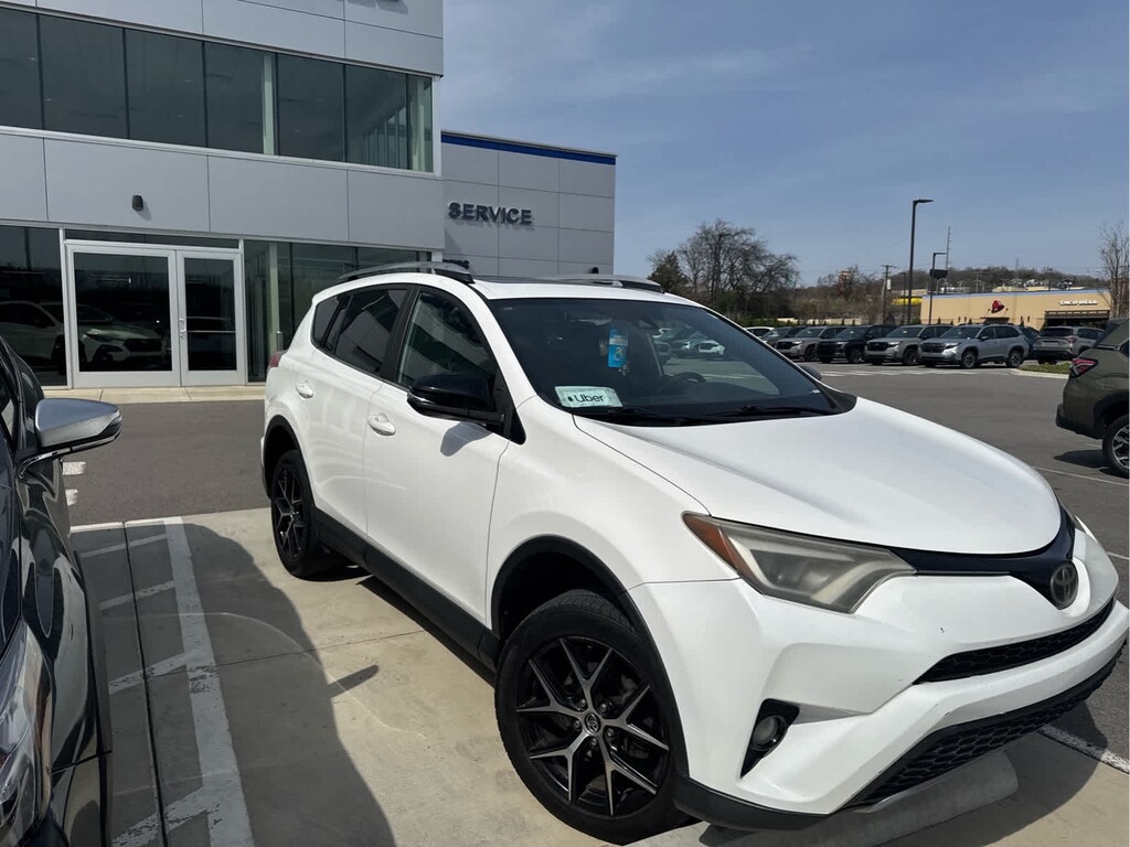 Used 2017 Toyota RAV4 SE FWD (SE)