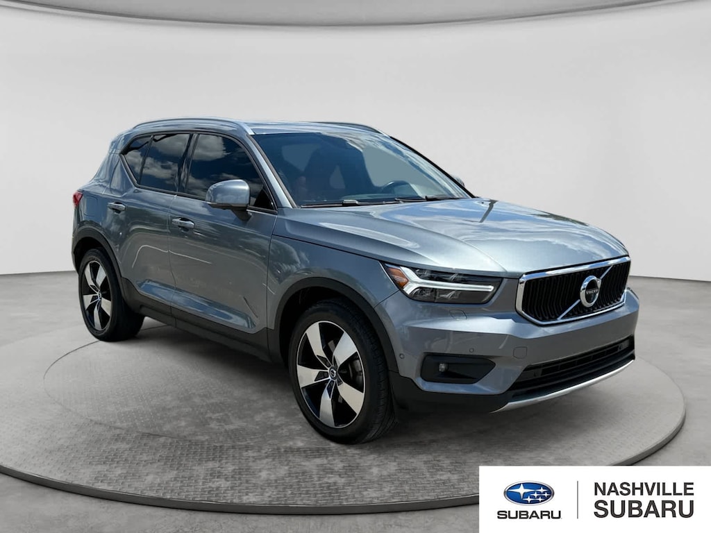 Used 2019 Volvo XC40 Momentum T4 FWD