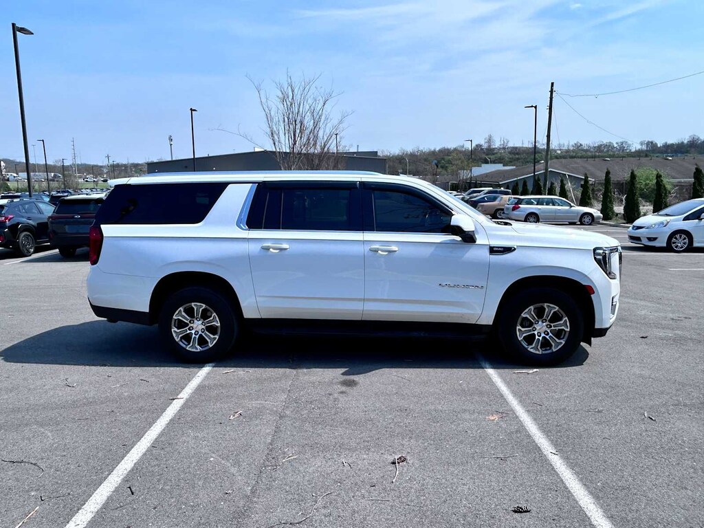Used 2022 GMC Yukon XL SLE 4WD