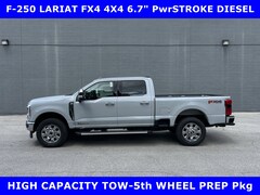 2025 Ford F-250 LARIAT FX4 4x4 6.7 TURBO DIESEL w/HD TOW-CHROME Crew Cab Pickup