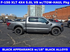 2025 Ford F-150 XLT 4X4 5.0L V8 w/Black Appearance-Tow/Haul Crew Cab Pickup