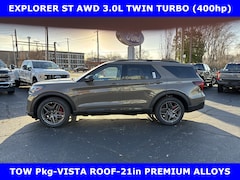 2026 Ford Explorer ST 4WD 3.0L V6 (400hp) w/Sun & Sound Pkg UTILI